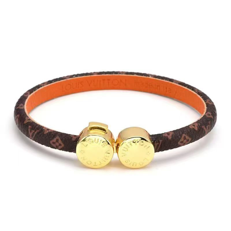 l0vis Vvtt0n bracelet