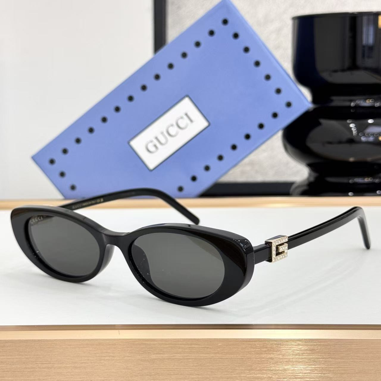 Gucci Glasses GG1680S 52-17-140