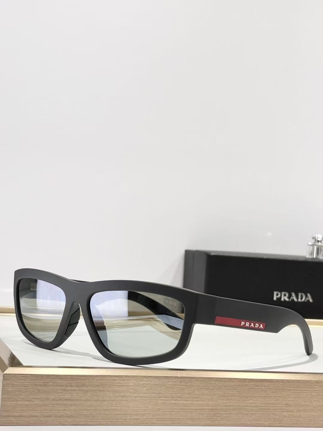 Pra*a glasses ps 05zs