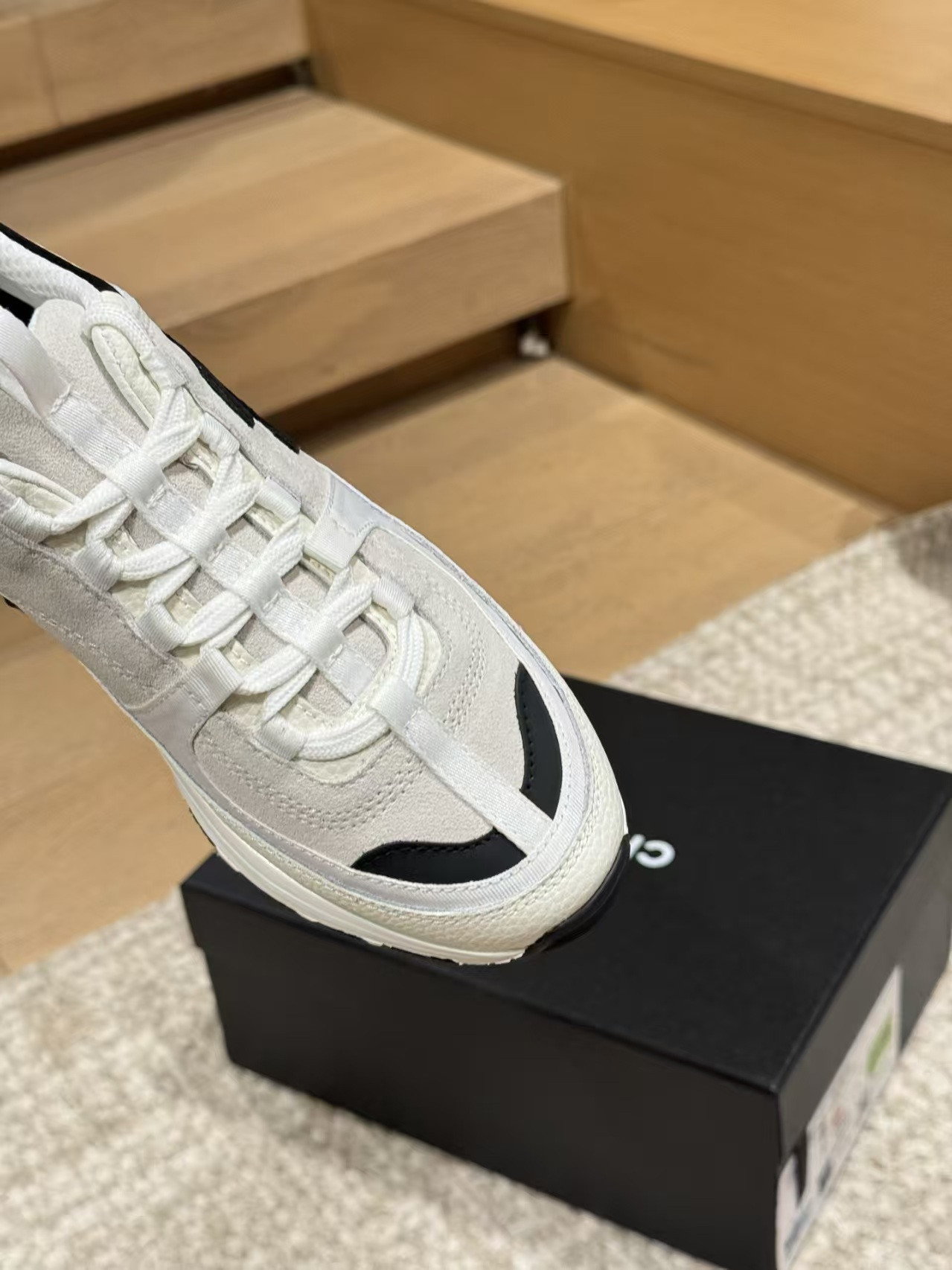 ua Ch**el sneakers