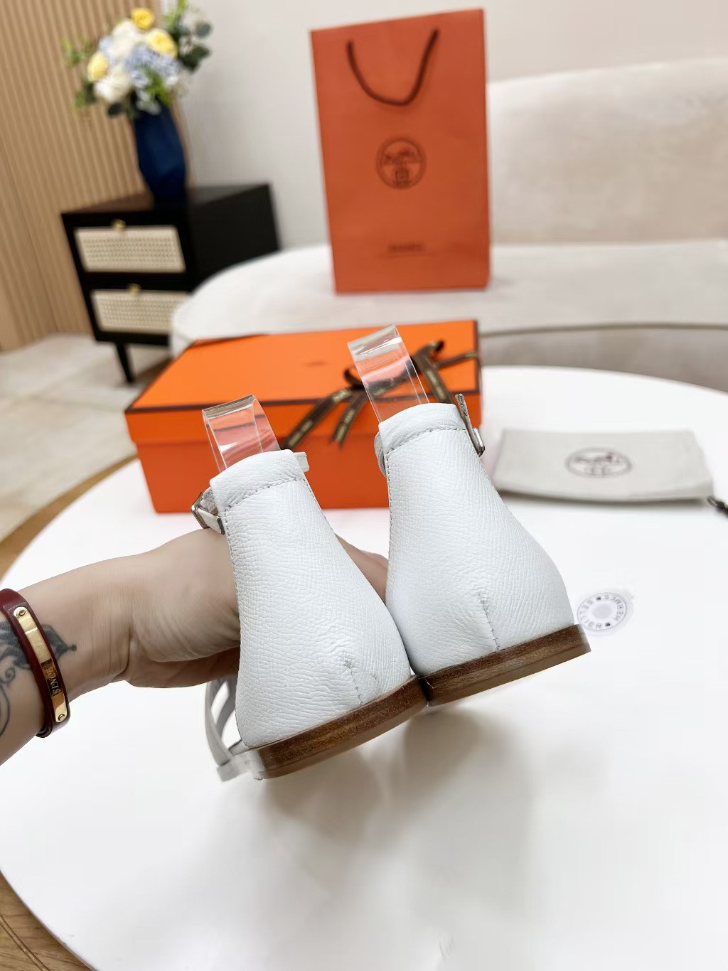 ua H**me5 santorini sandals