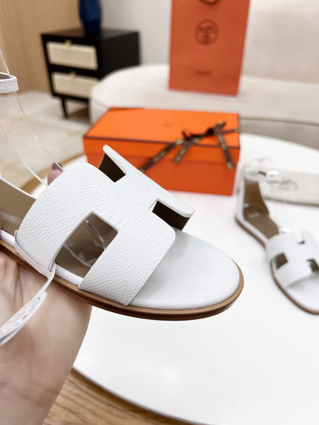 ua H**me5 santorini sandals