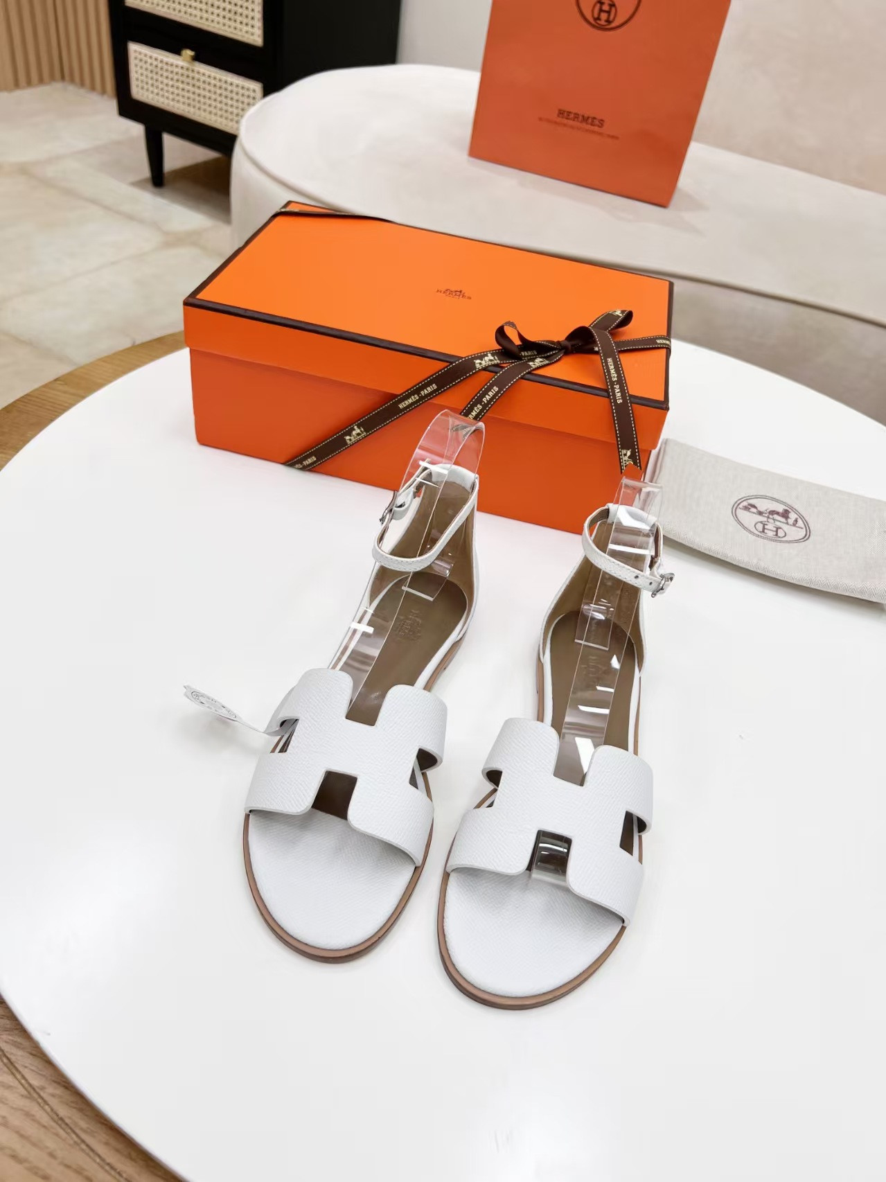 ua H**me5 santorini sandals