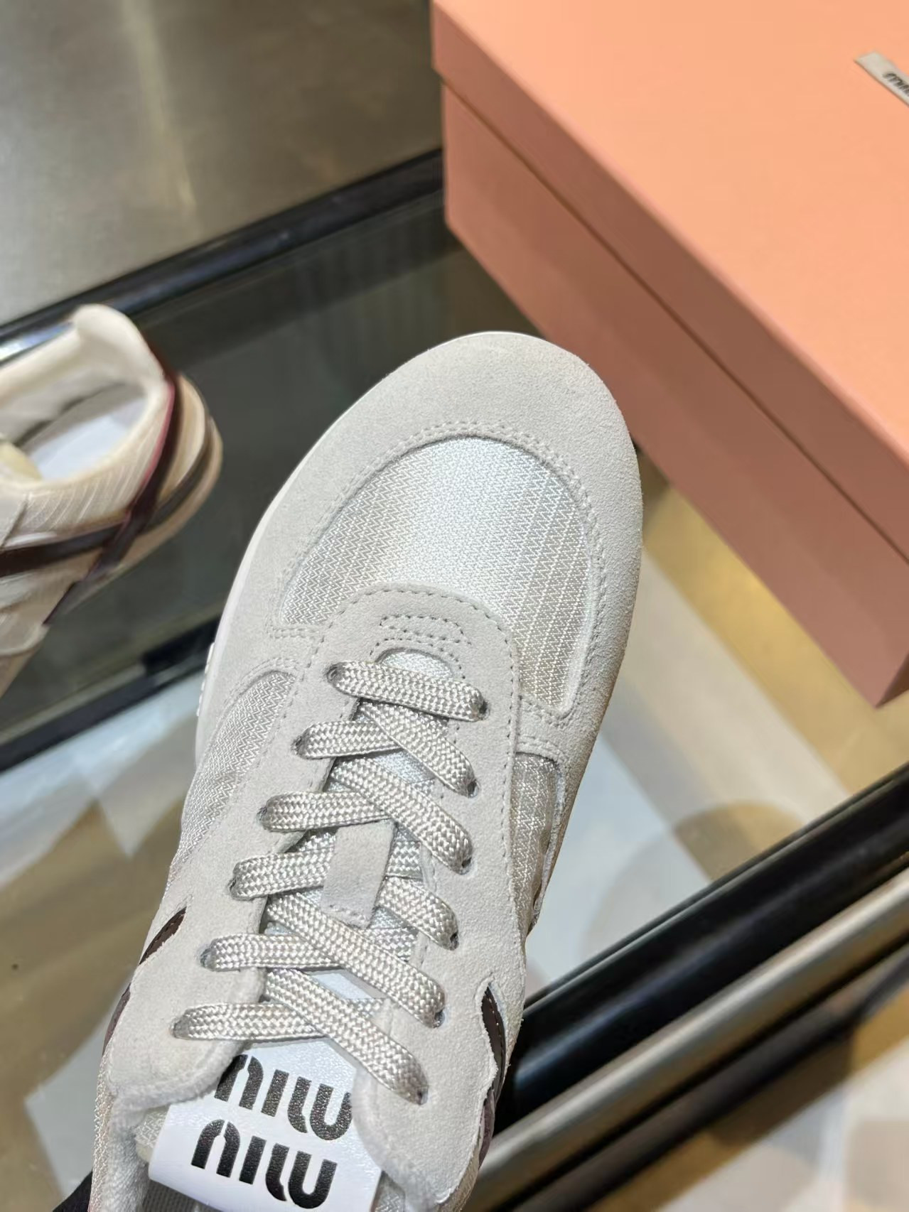 ua M1v M1v gymnasium sneakers