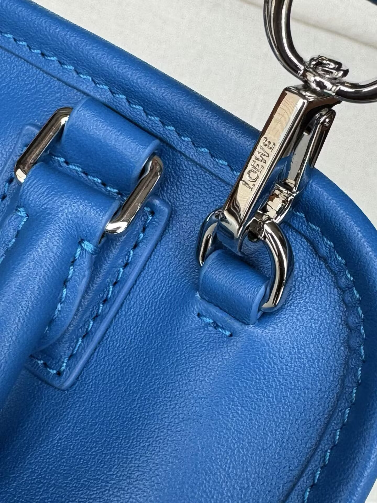 Loewe Small Amazona 180 Bag 24.5x10x18.5cm