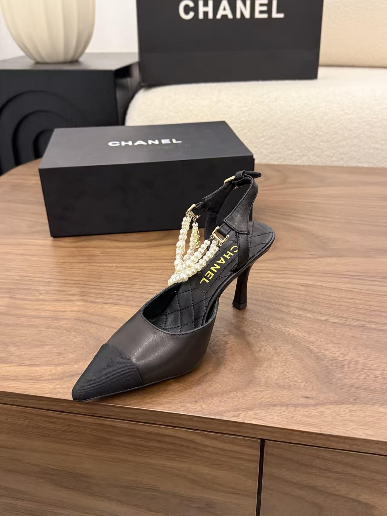 ua Ch**el slingbacks 7.5cm heel