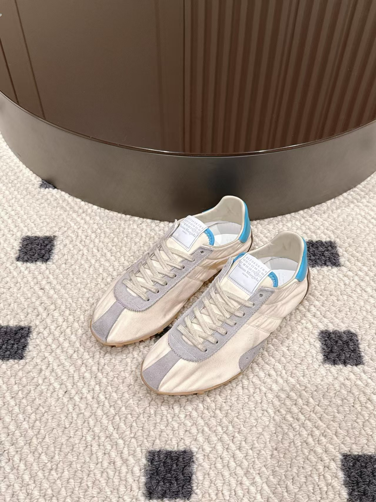 ua ma1s0n Marg*e1a sprinters sneakers