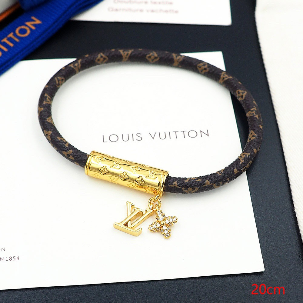 l0vis Vvtt0n bracelet