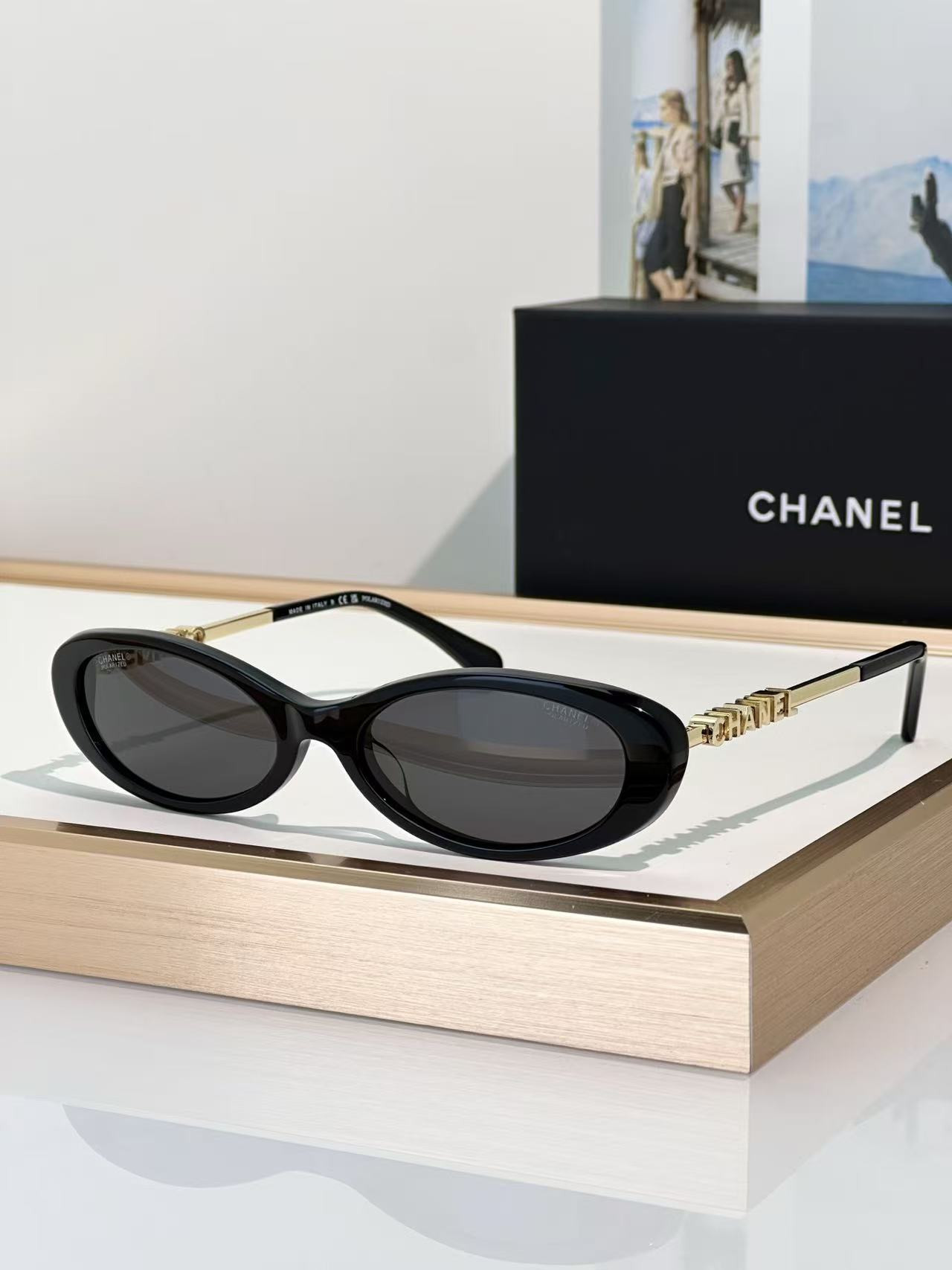 Ch**el glasses