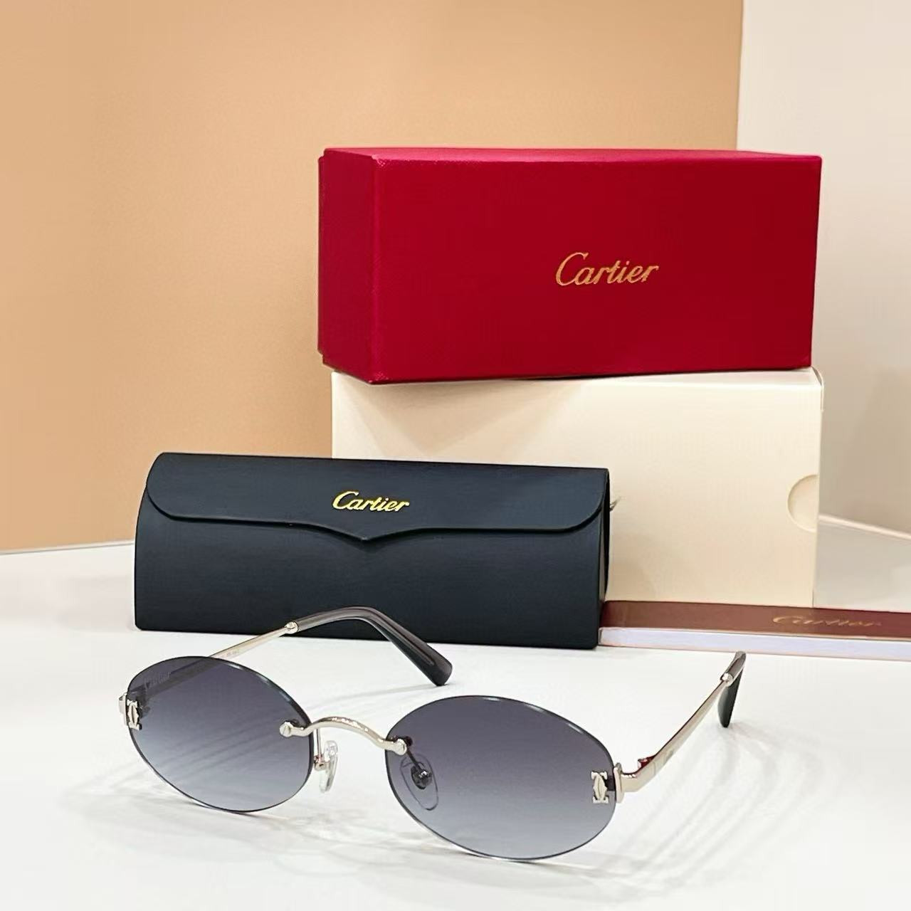 Ca*t1er glasses