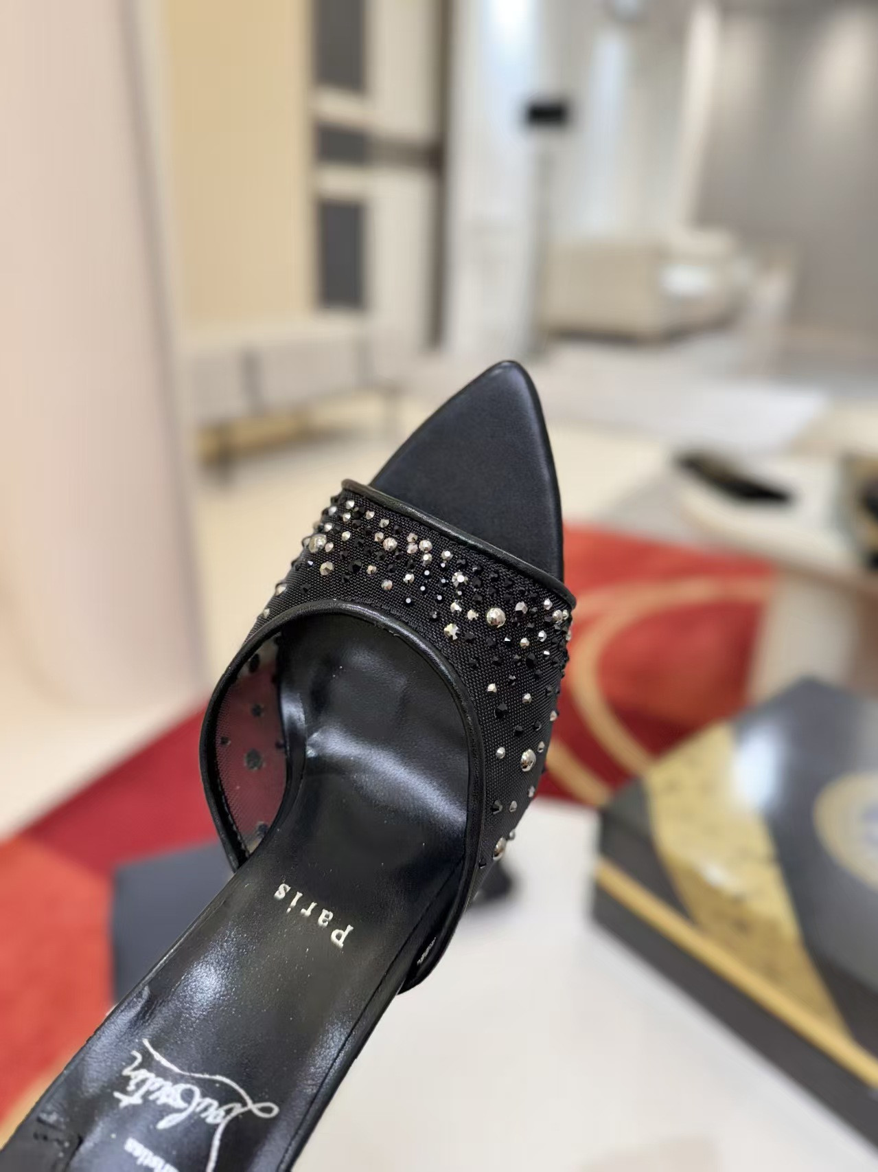 ua Chr1st1an louboutin miss z mule