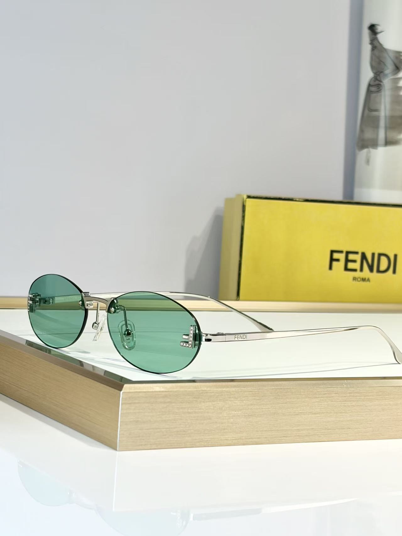 F**di glasses