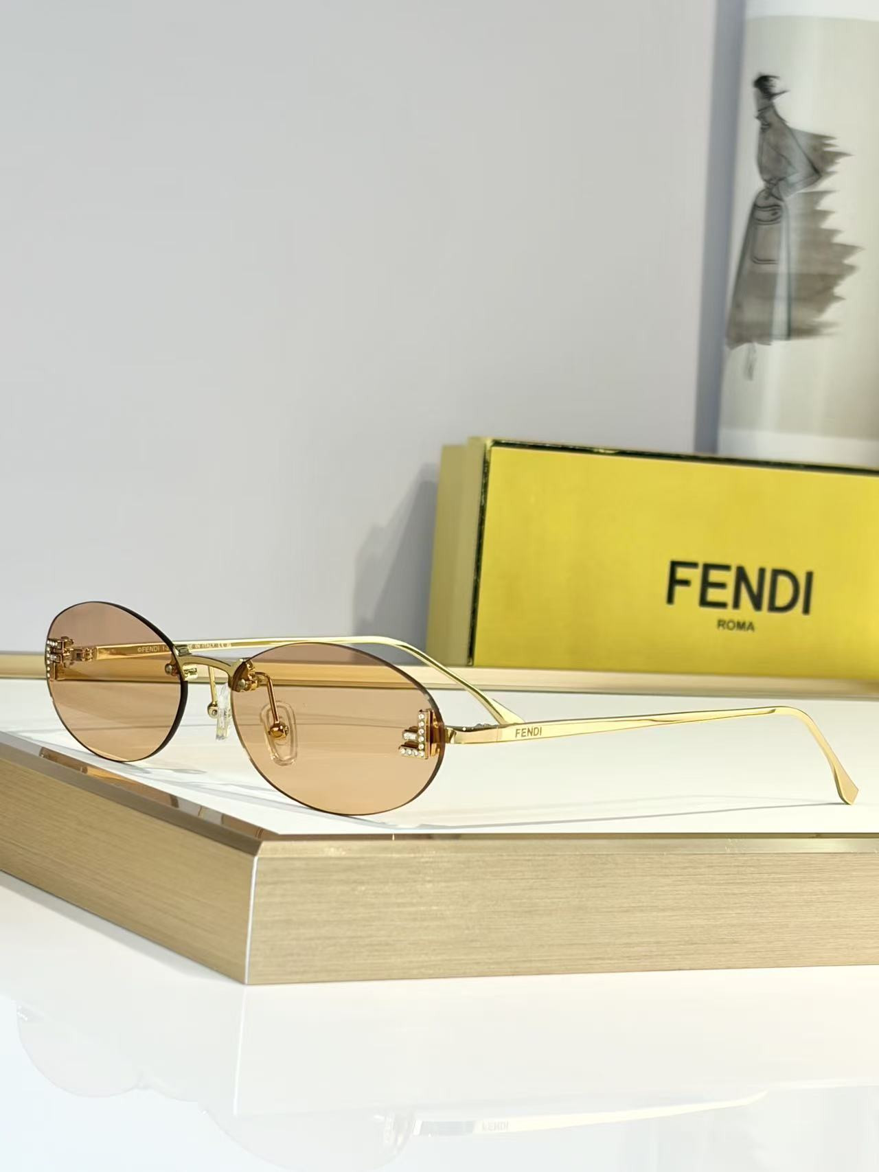 F**di glasses