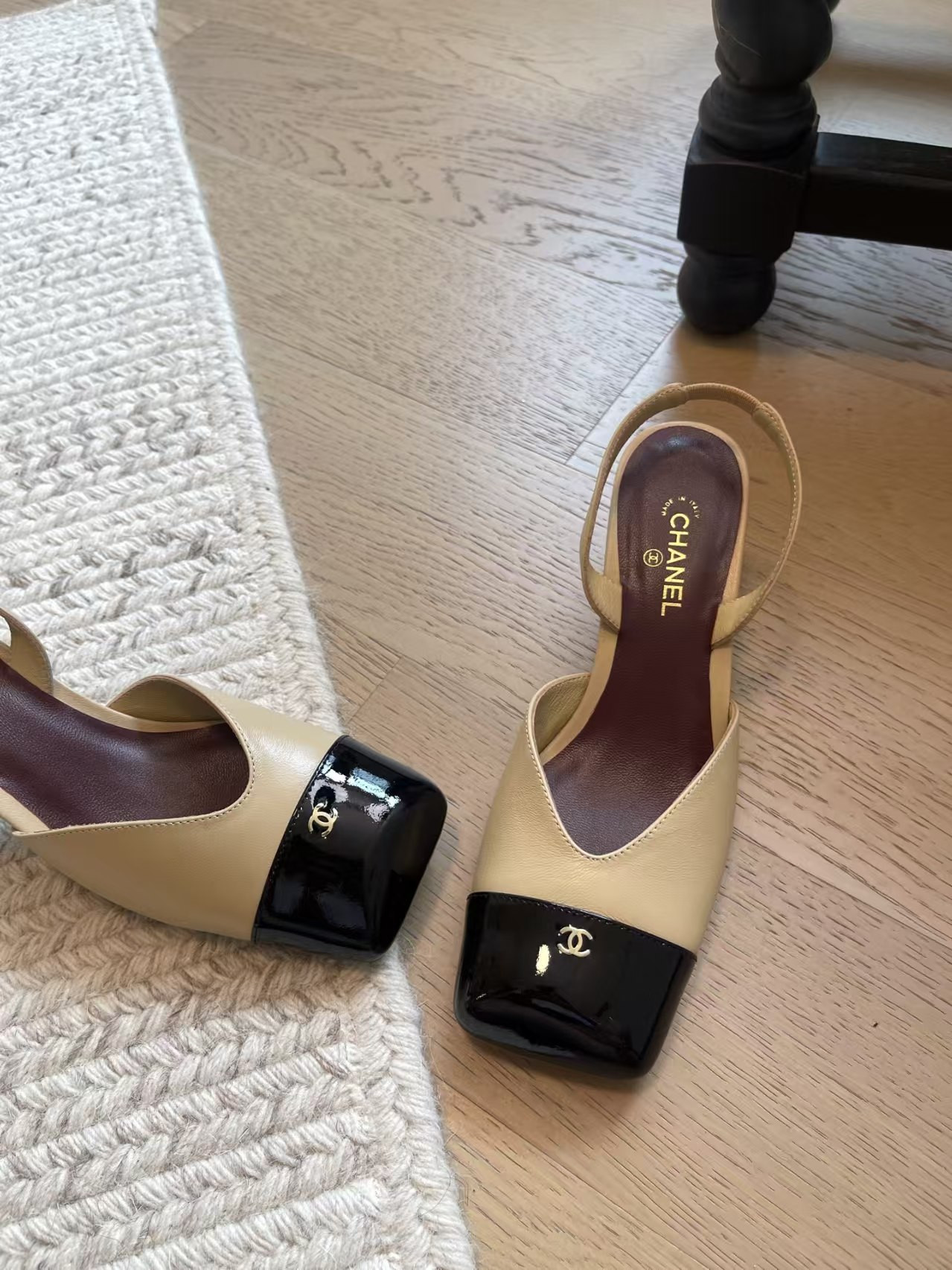 ua Ch**el slingbacks