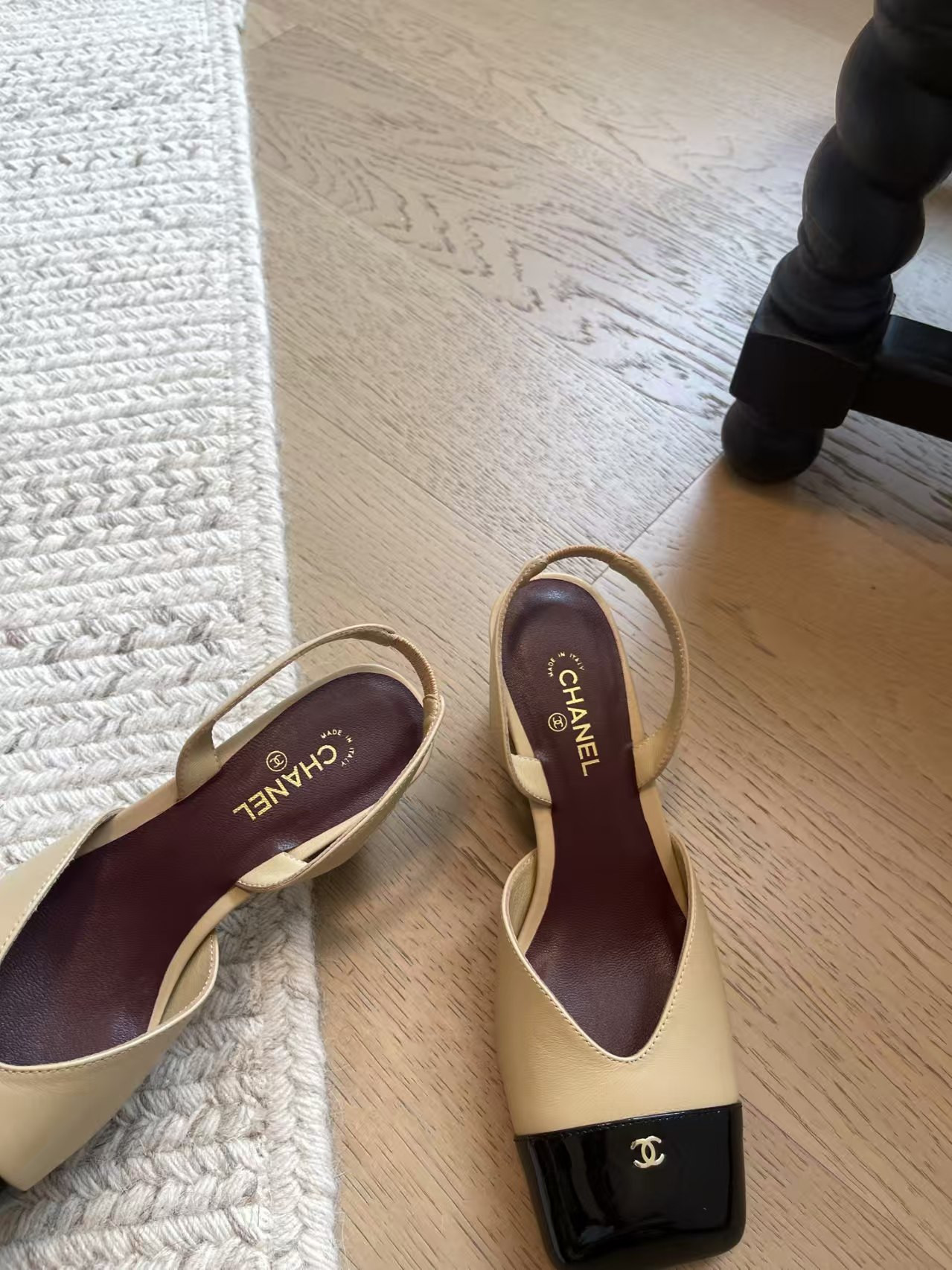 ua Ch**el slingbacks
