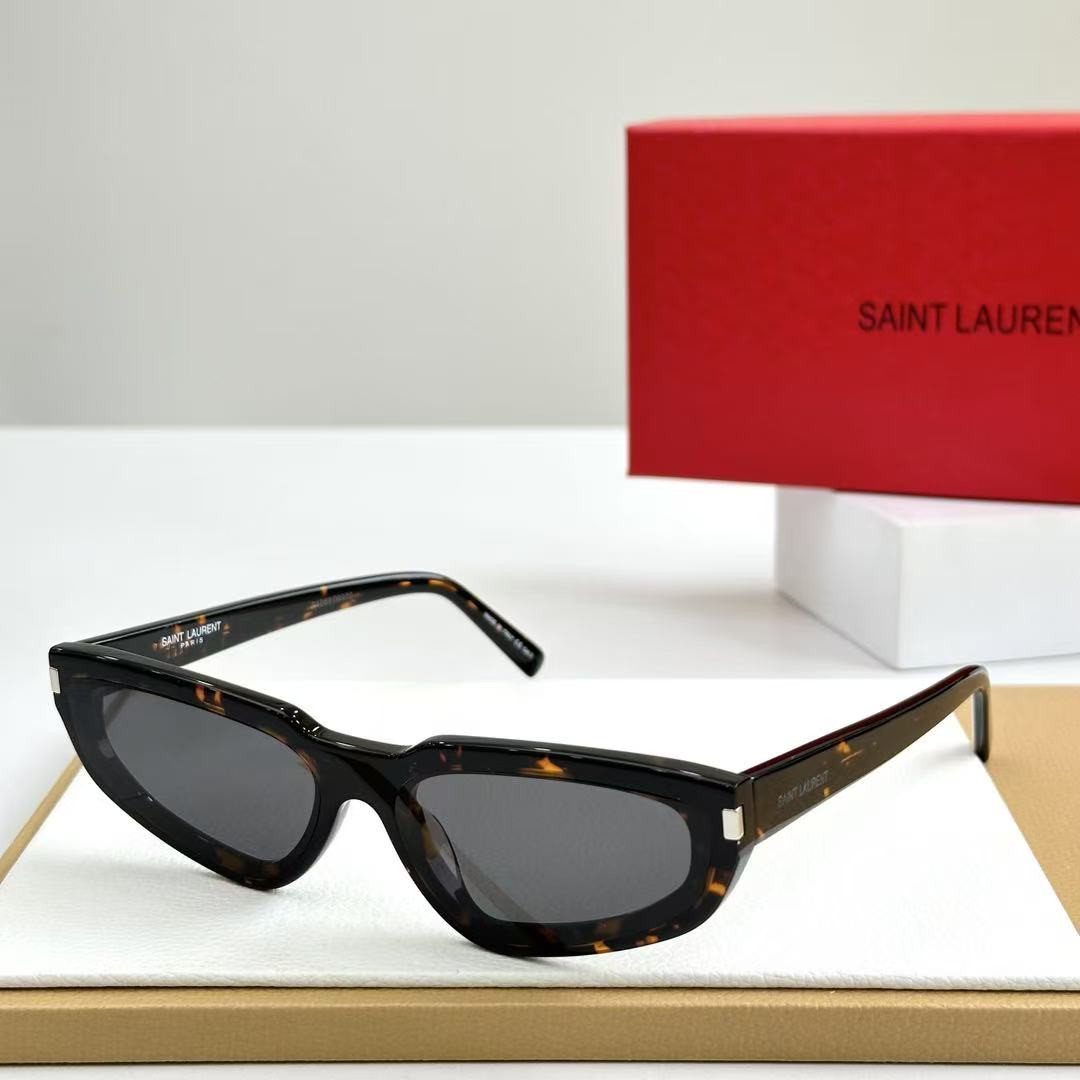 Y51 glasses