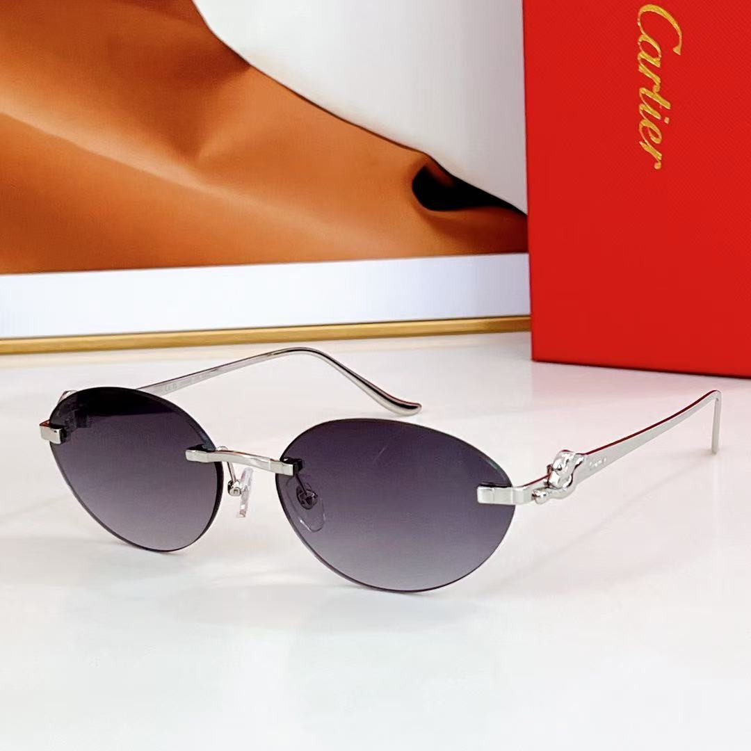 Ca*t1er glasses