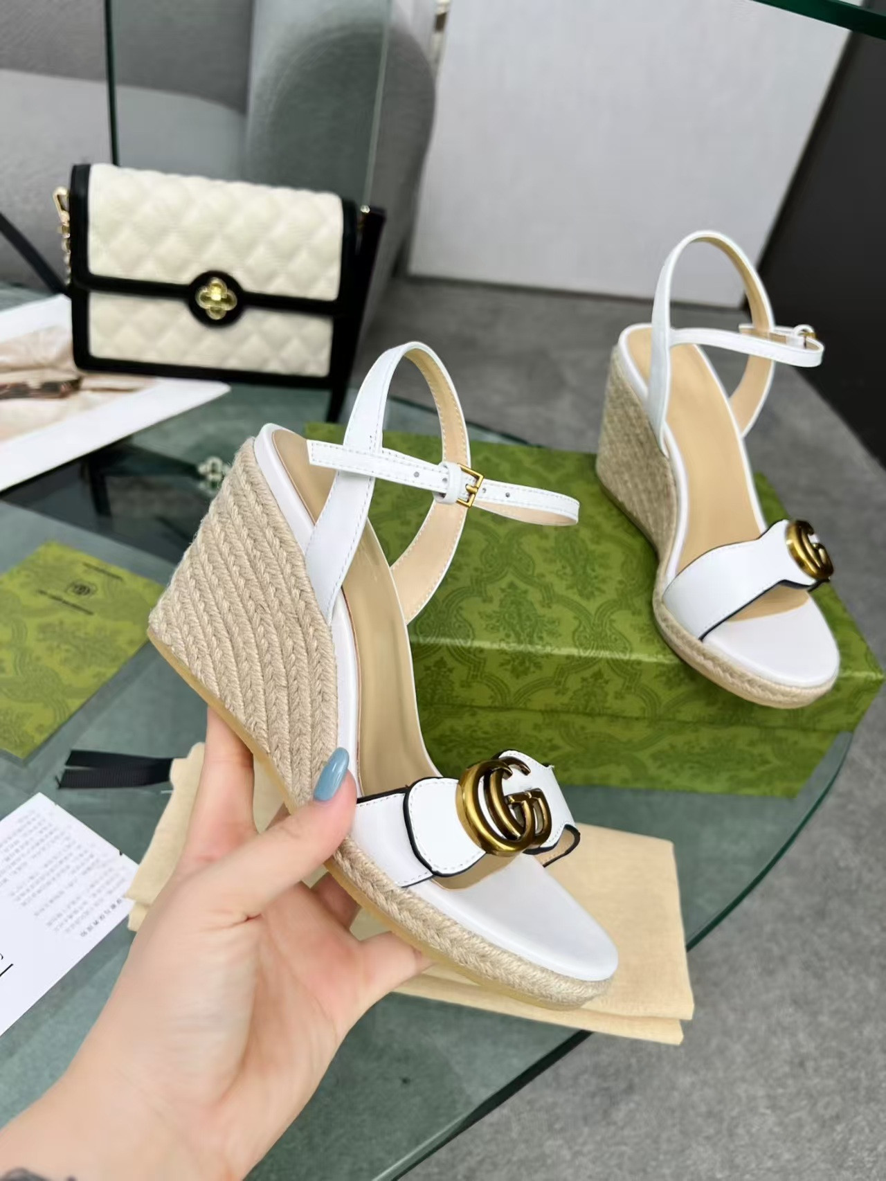 ua Gvc*1 sandals