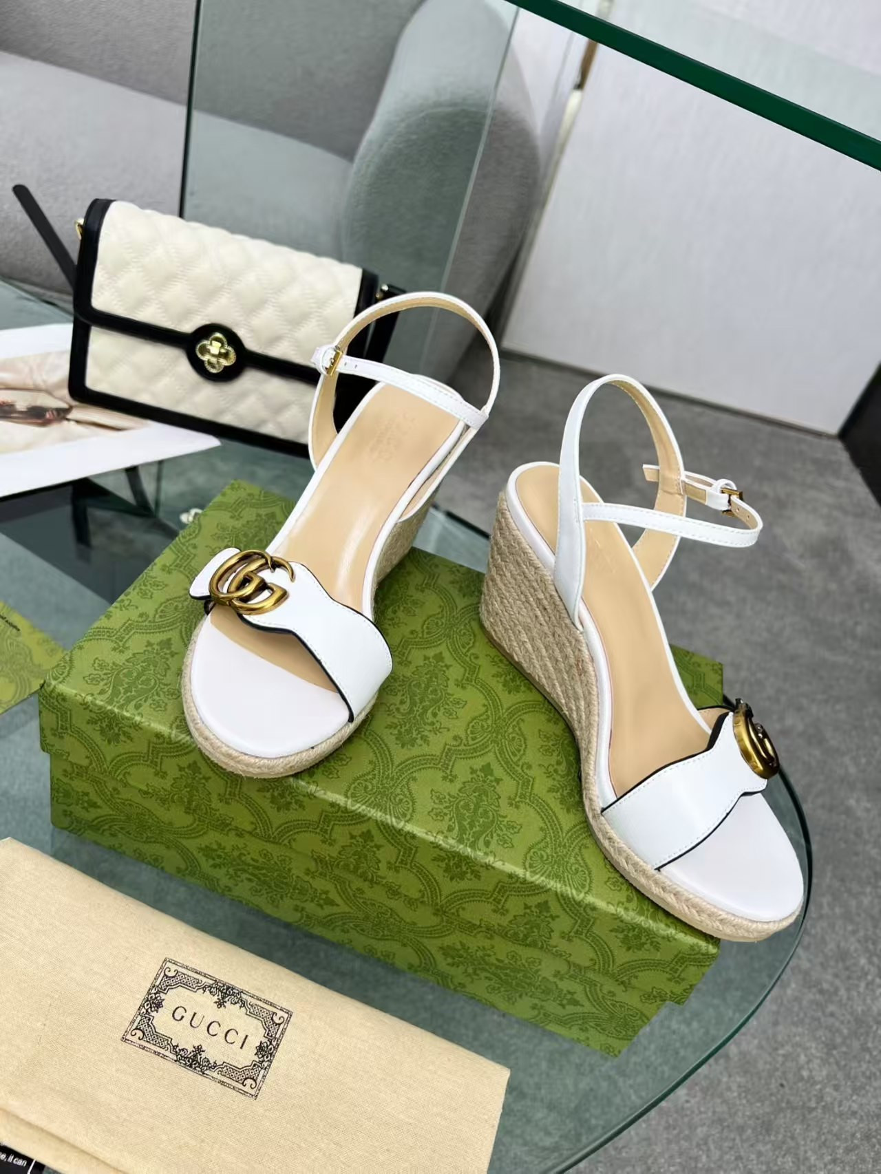 ua Gvc*1 sandals