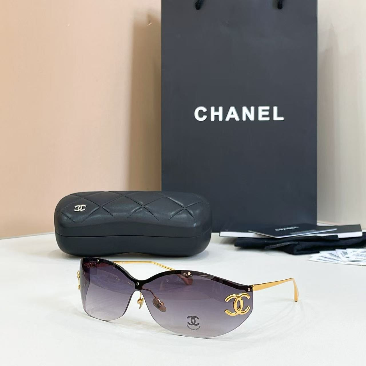Ch**el glasses
