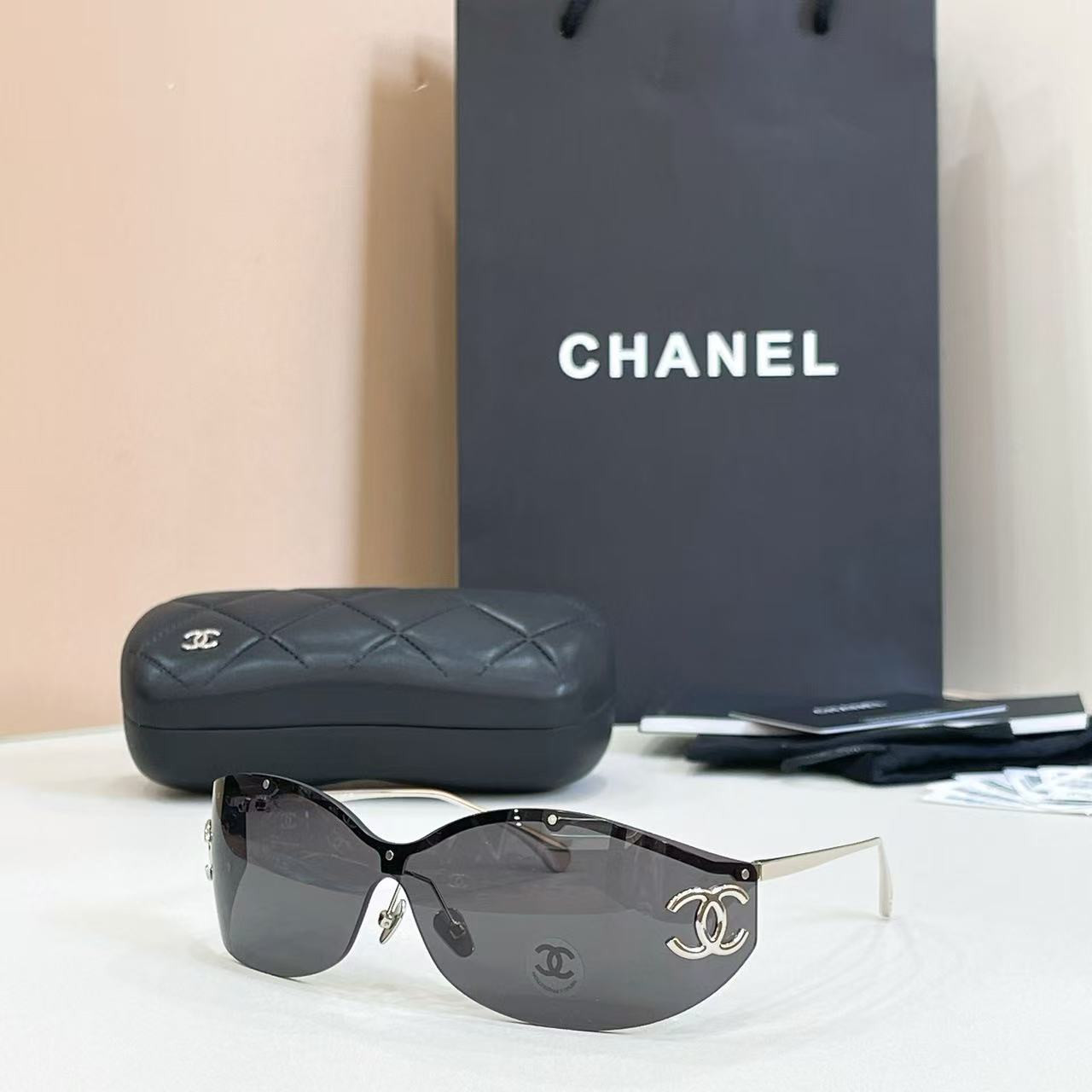 Ch**el glasses