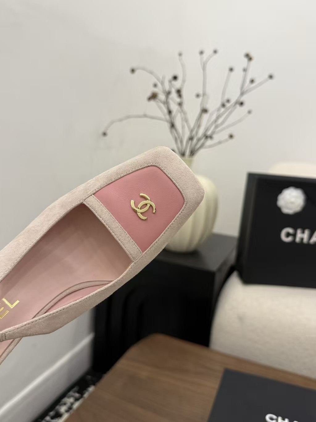 ua Ch**el slingbacks