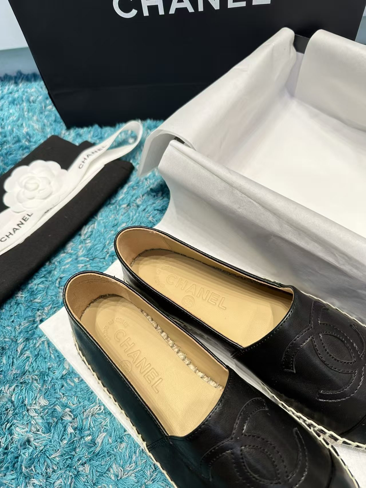 ua Ch**el espadrilles