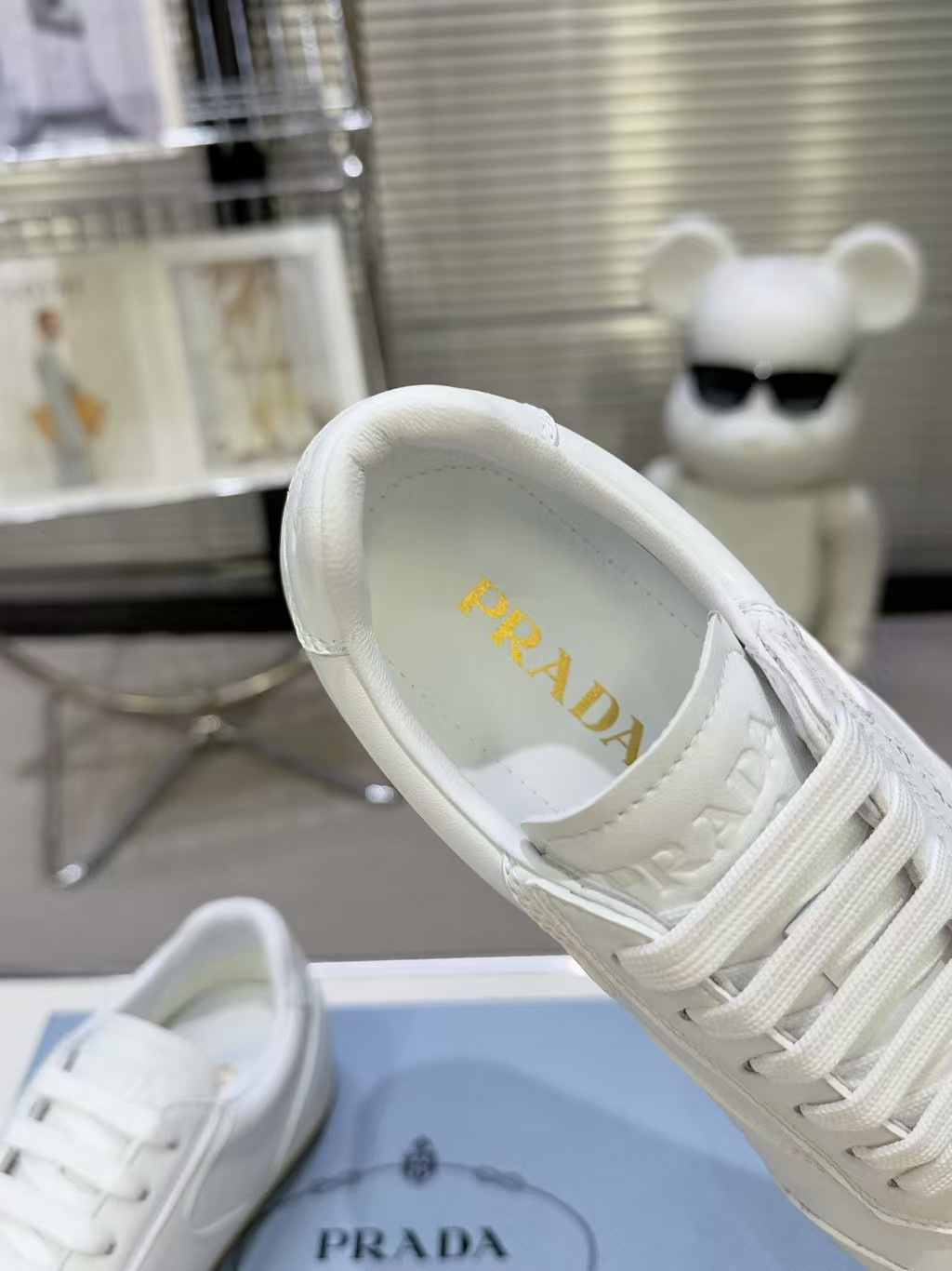 ua Pra*a sneakers