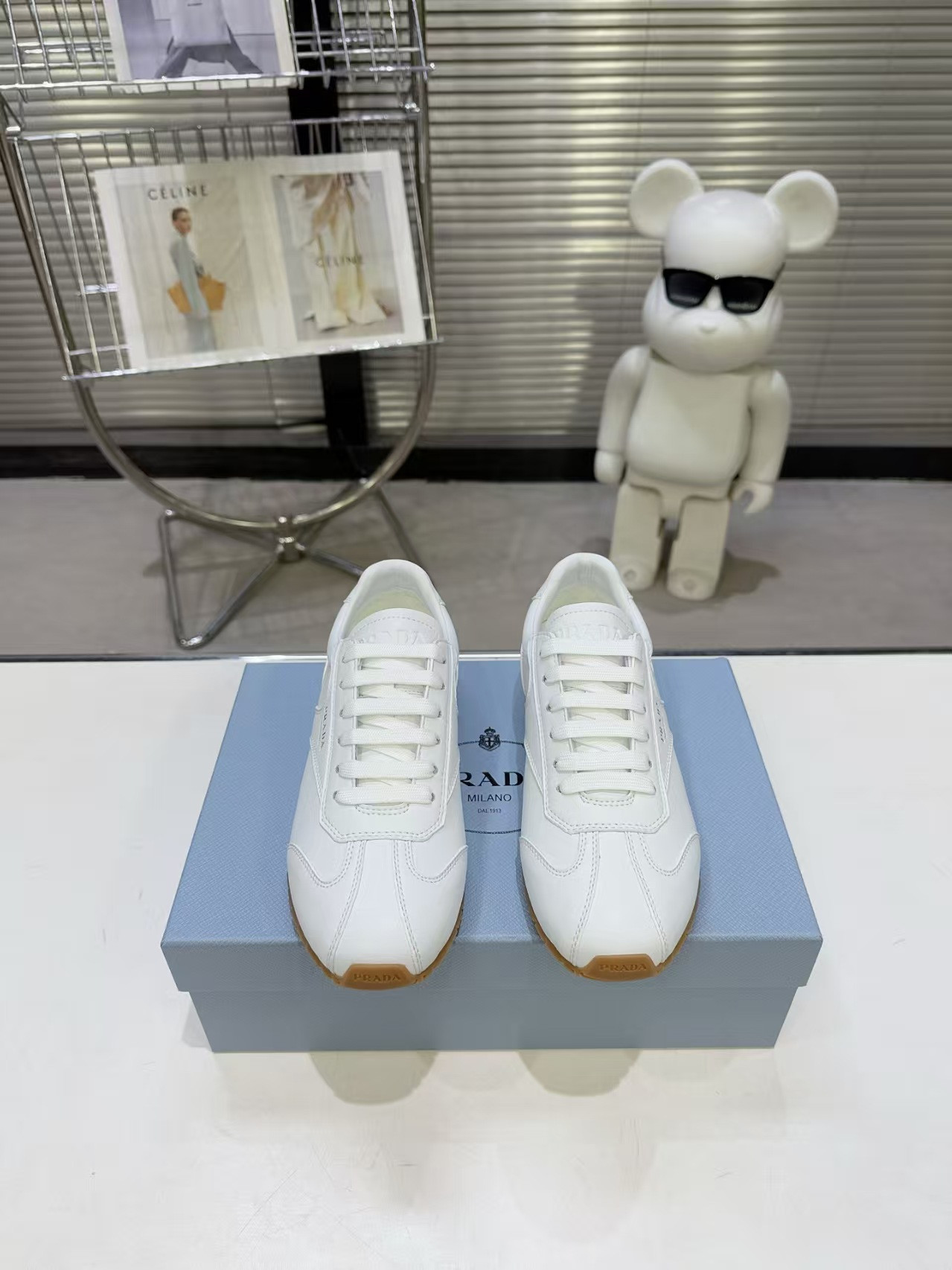 ua Pra*a sneakers