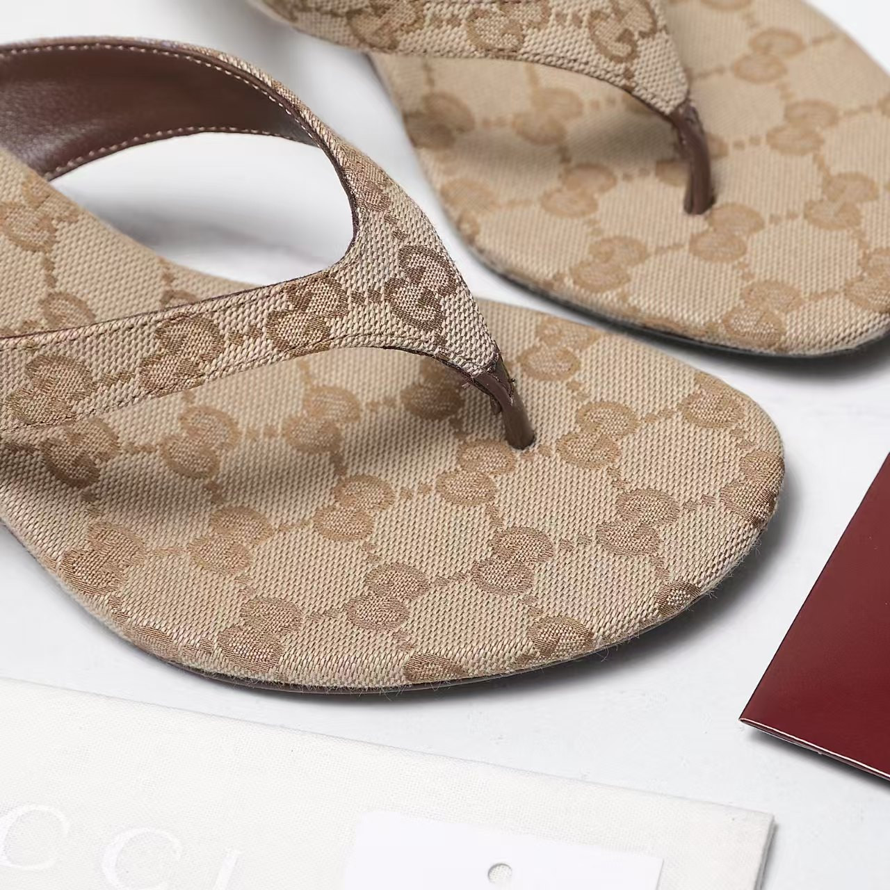 ua Gvc*1 vittoria thong slides