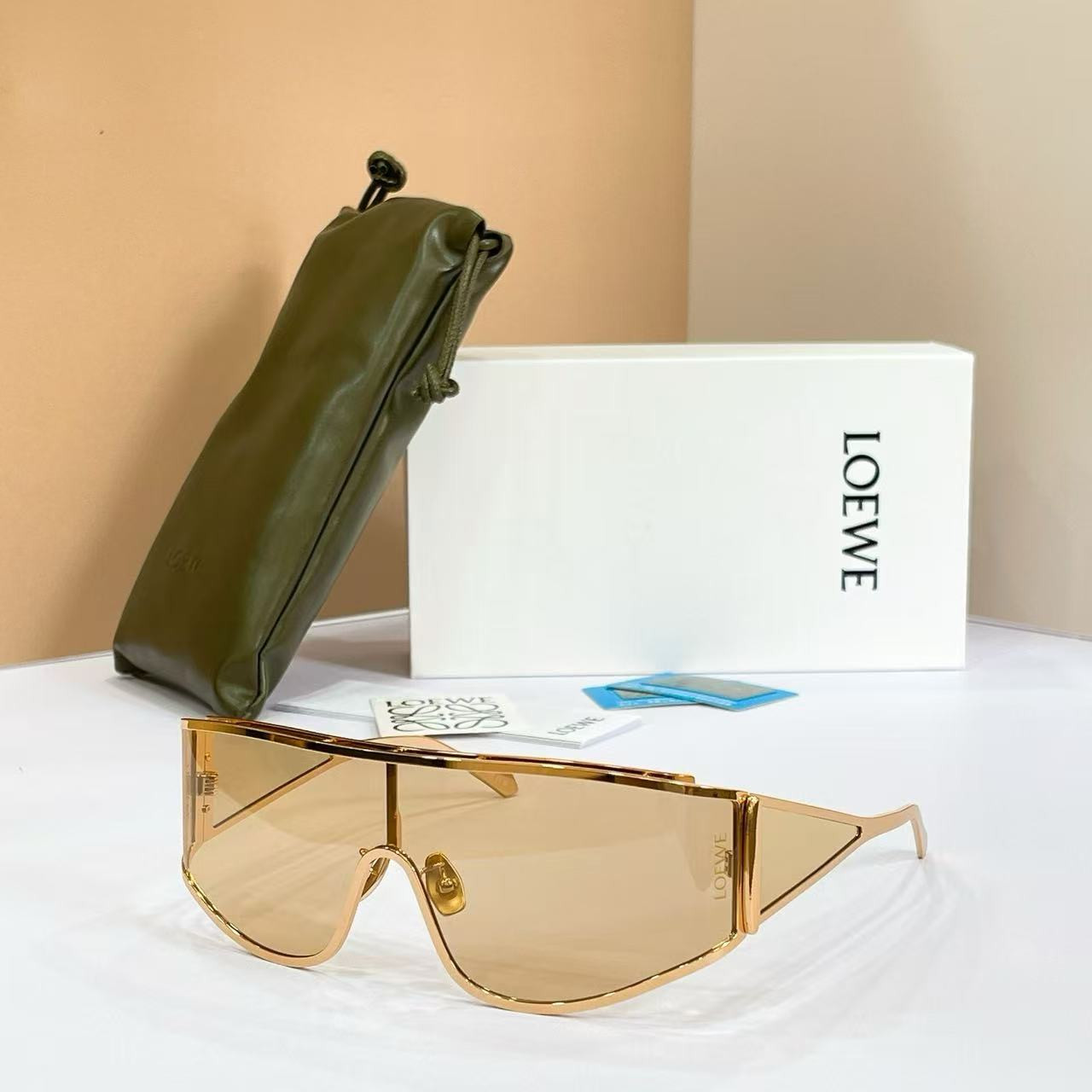 L0ew* glasses