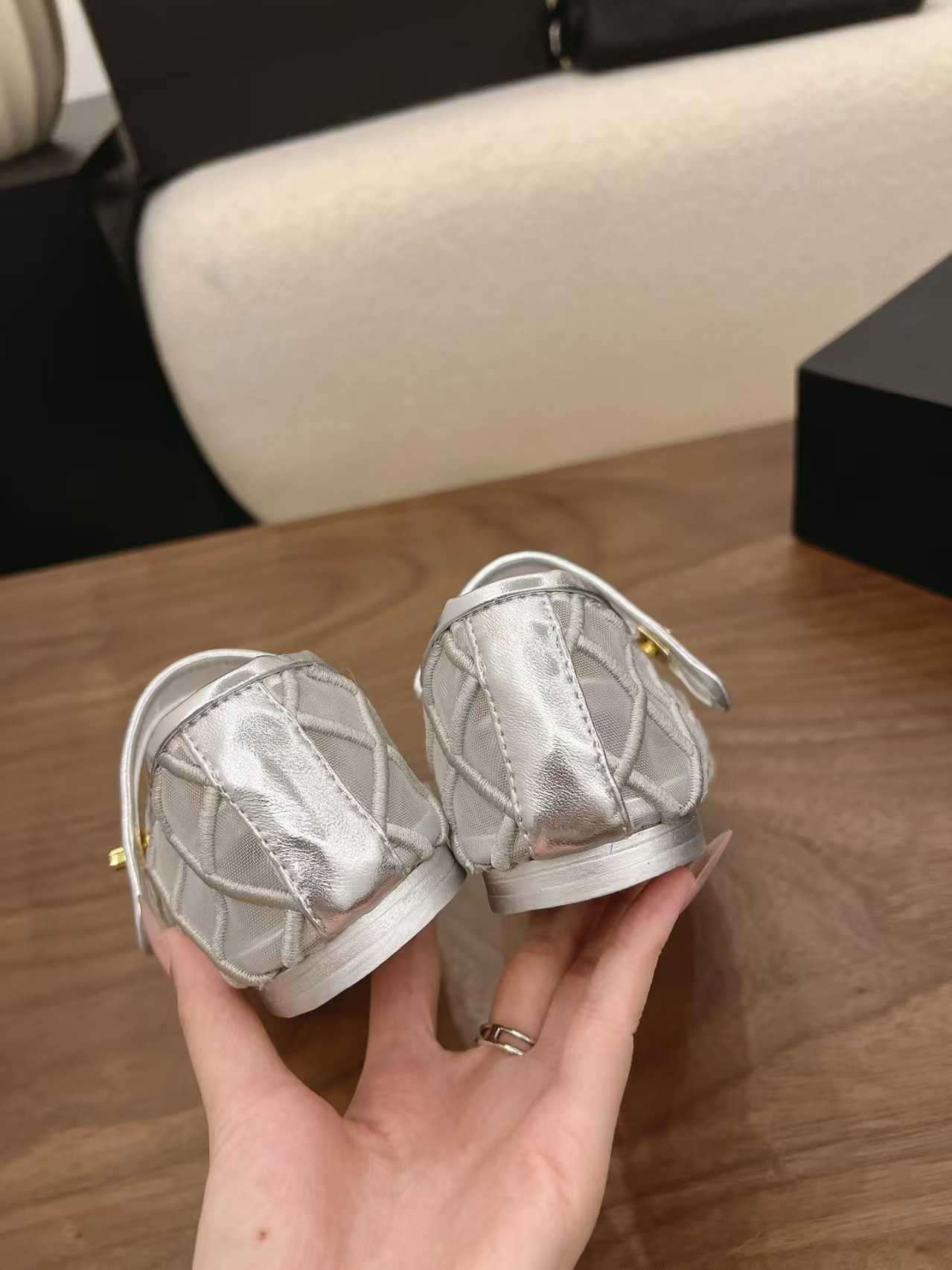ua Ch**el mary jane ballet flats