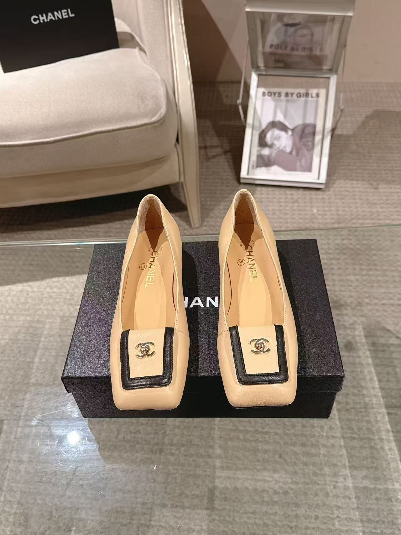 ua Ch**el flats