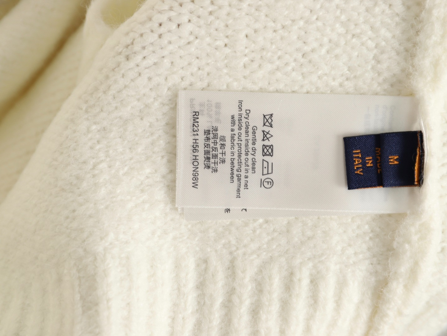 L0vis Vvtt0n LV Knitting Sweaters