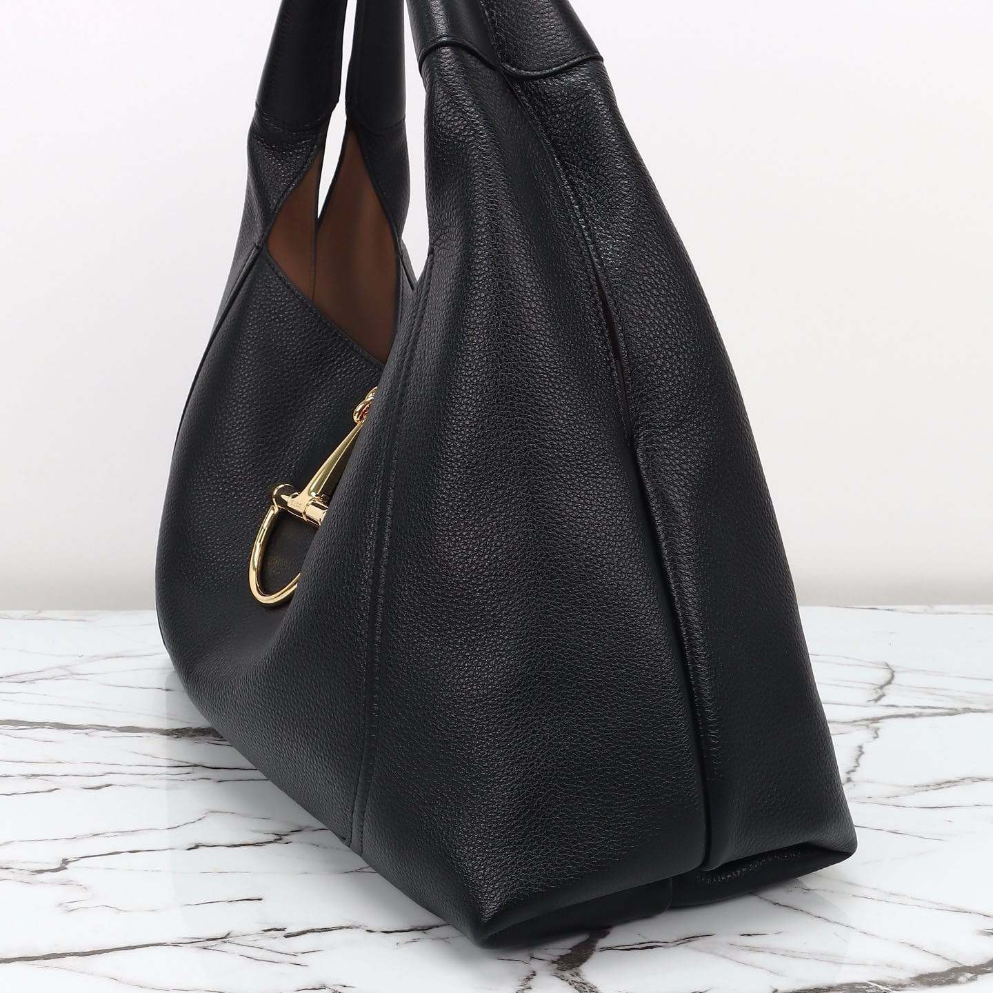 Gvc*1 softbit maxi shoulder bag black 46x26x16cm