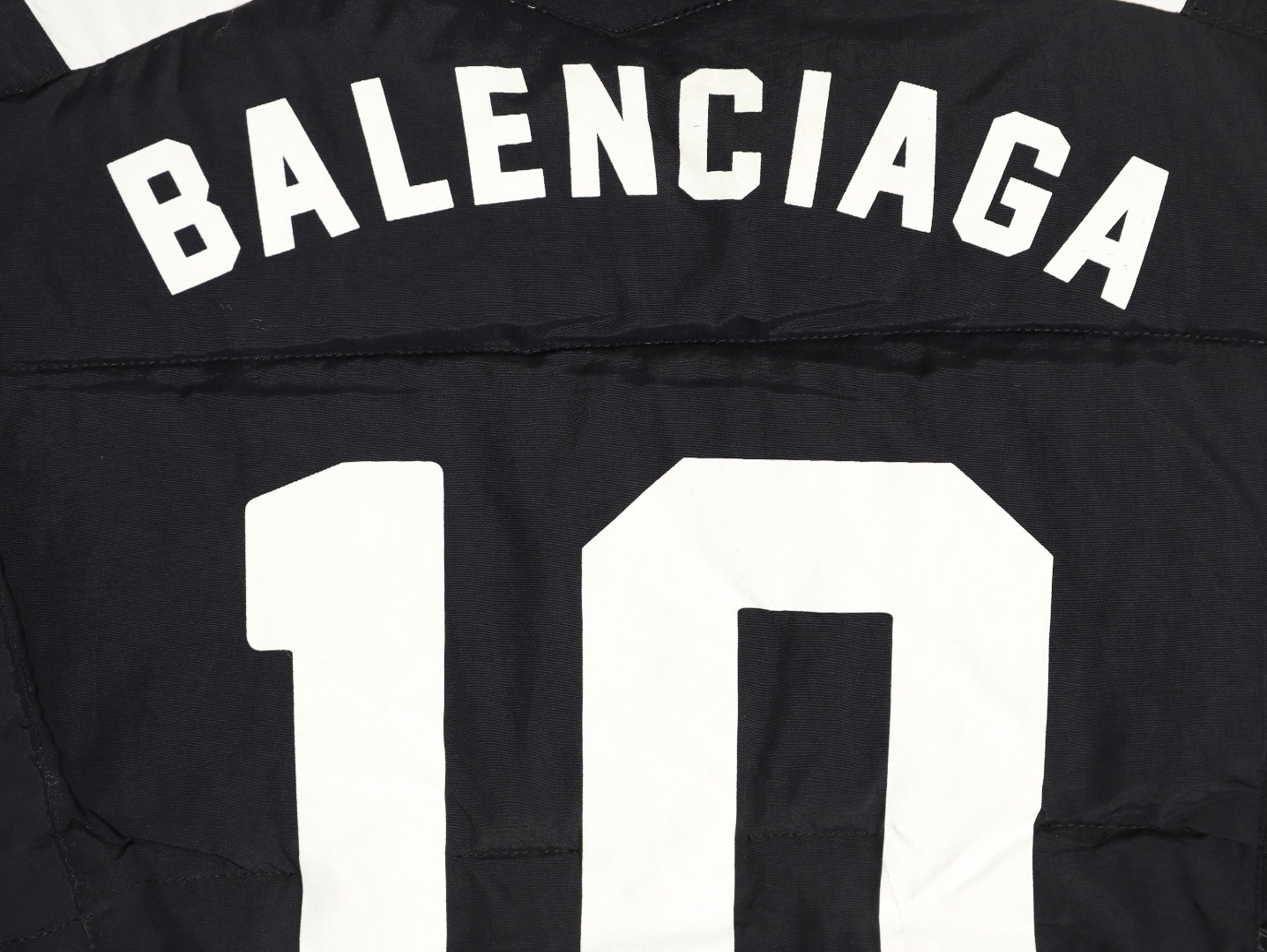 Ba1en*iaga Coats