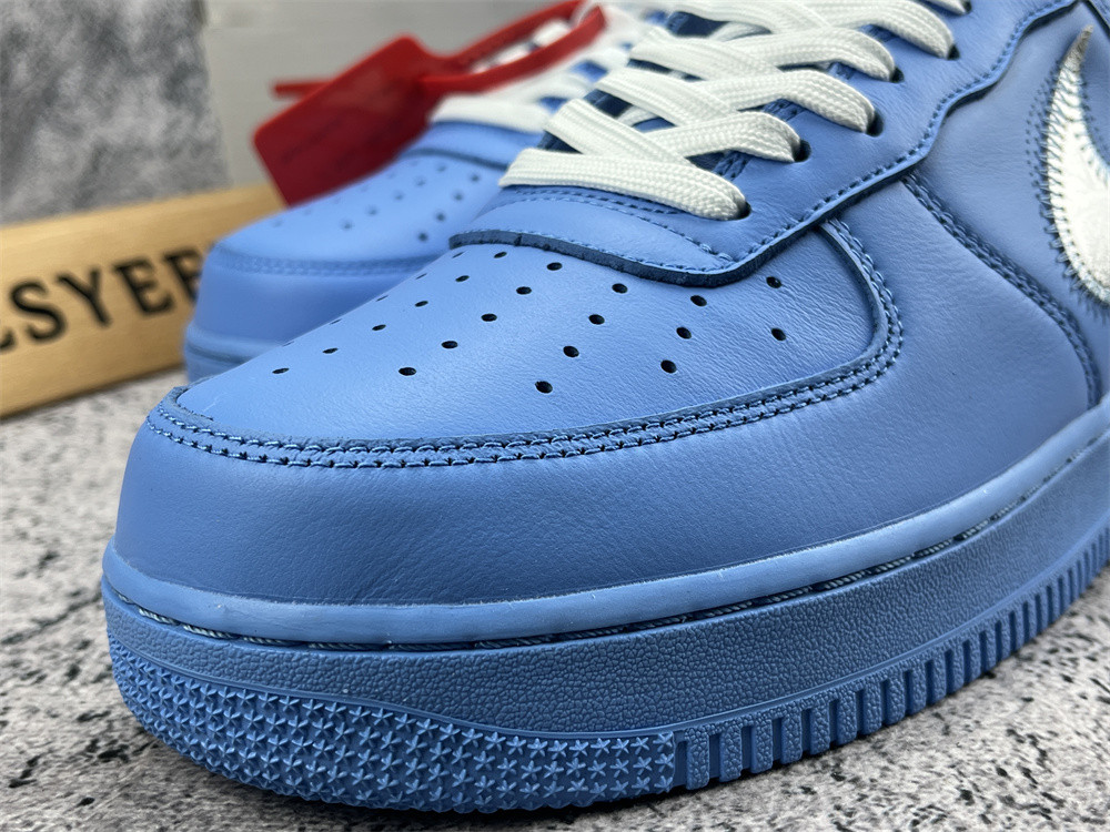 UA NIKE AIR FORCE 1