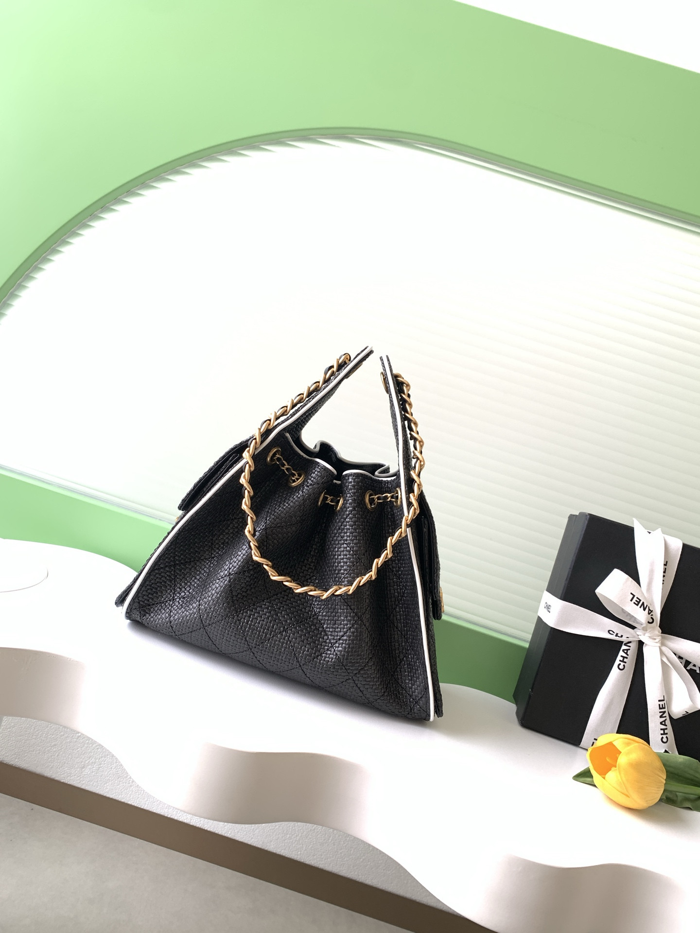 CHANEL Kleine Chanel 25 tas AS5631 30x26x14cm