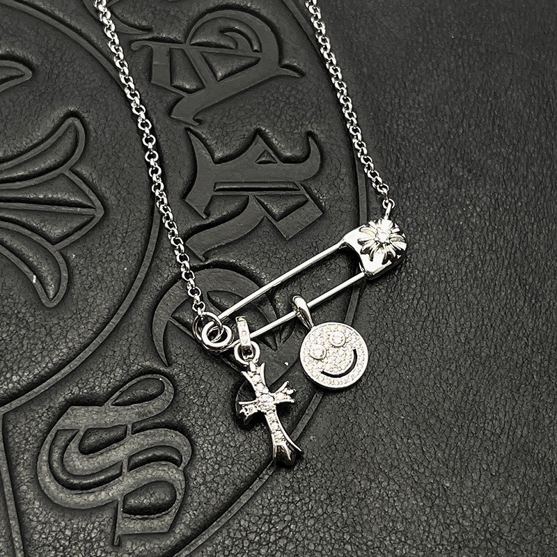 ch*0me he**ts smiley Fa*e small cross necklace (chain length 45+5cm)