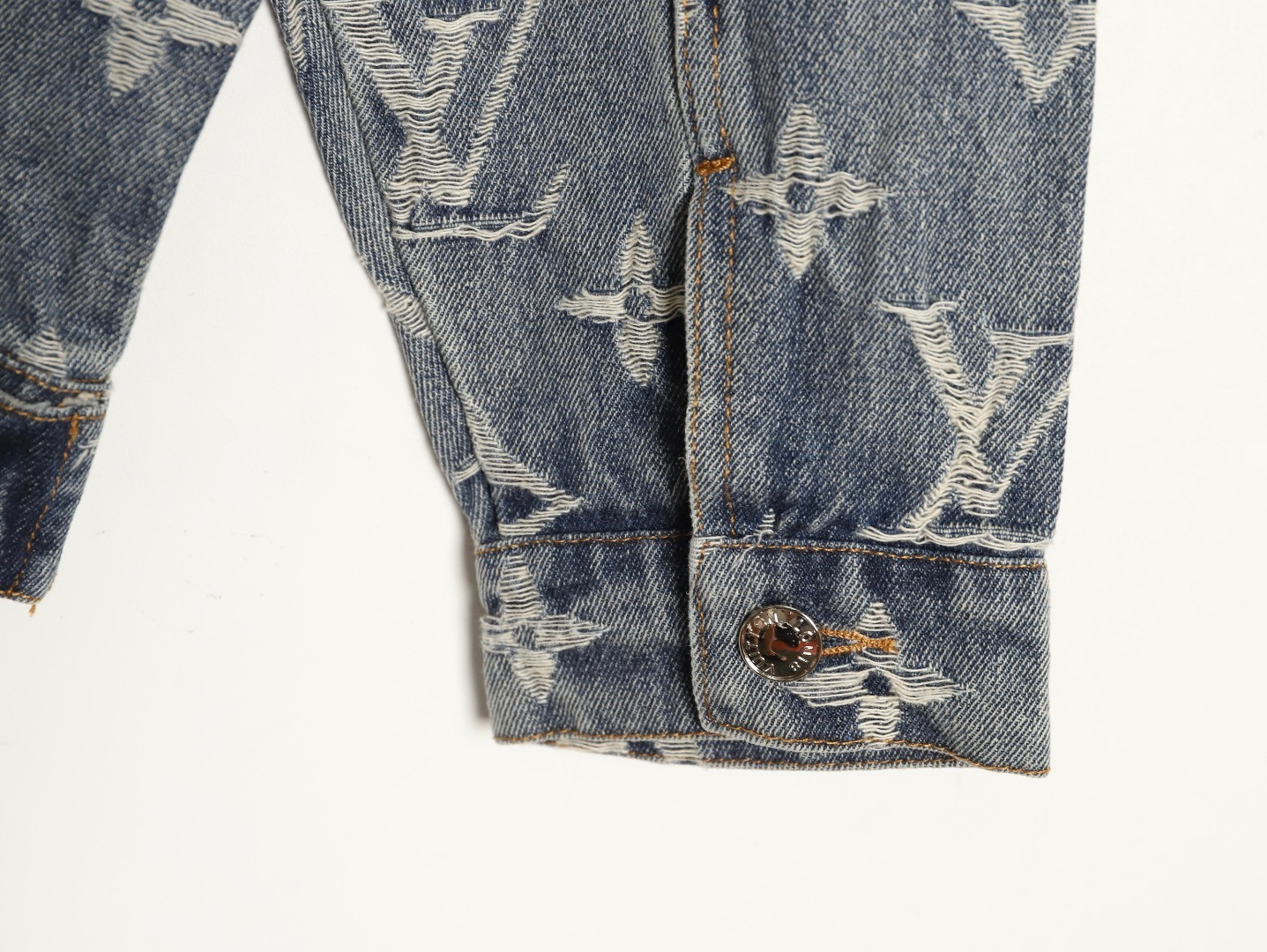 l0vis vvtt0n De*1m jacket