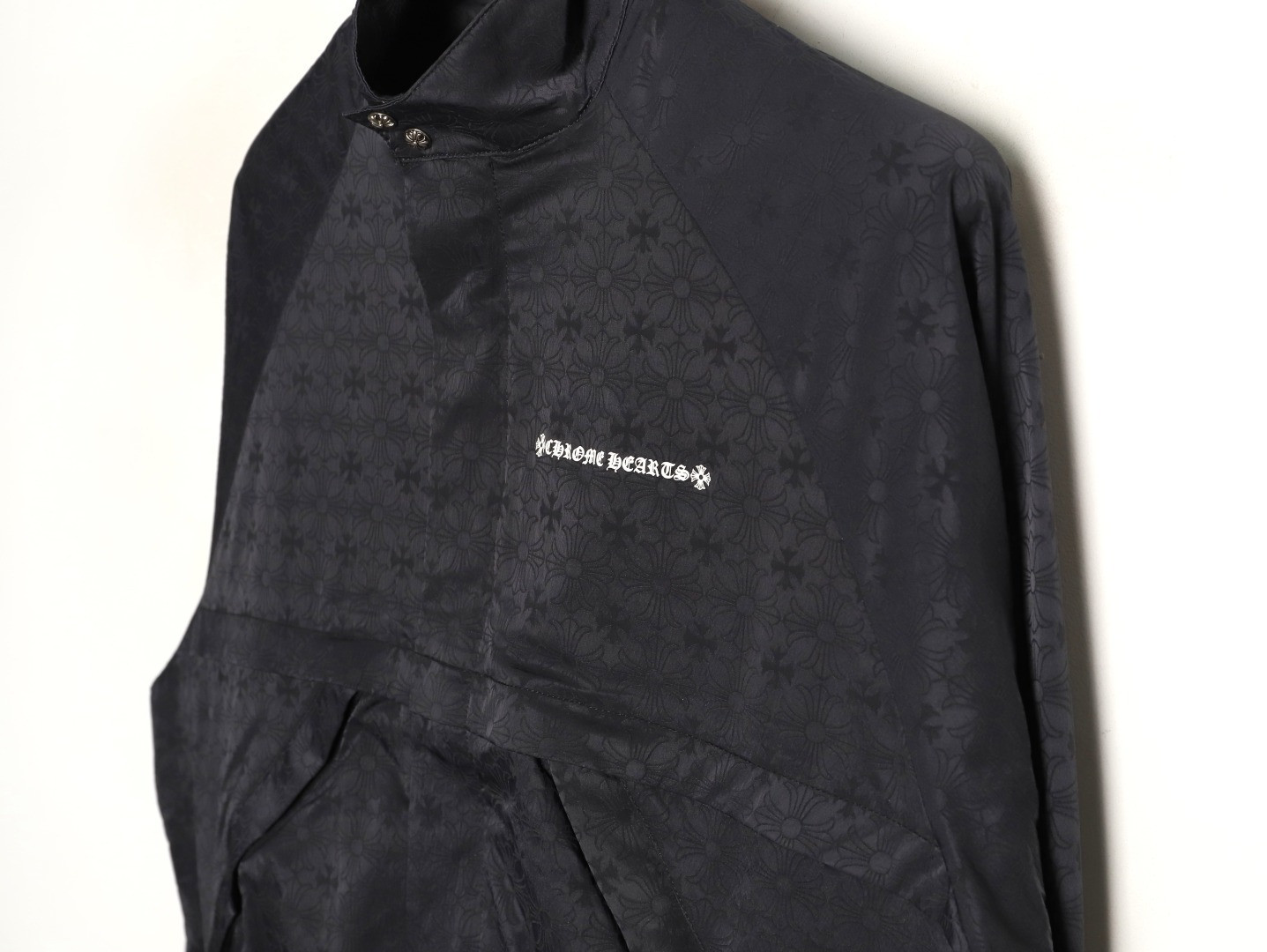 Ch*0me He**ts Coats