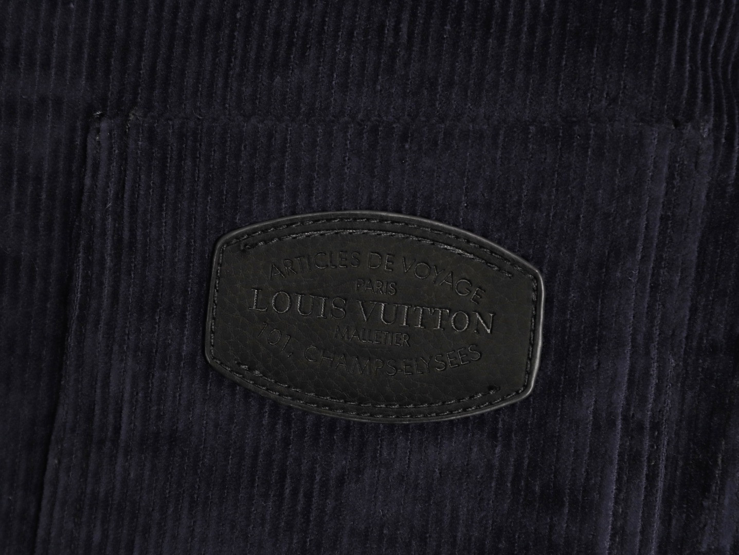 l0vis Vvtt0n coats