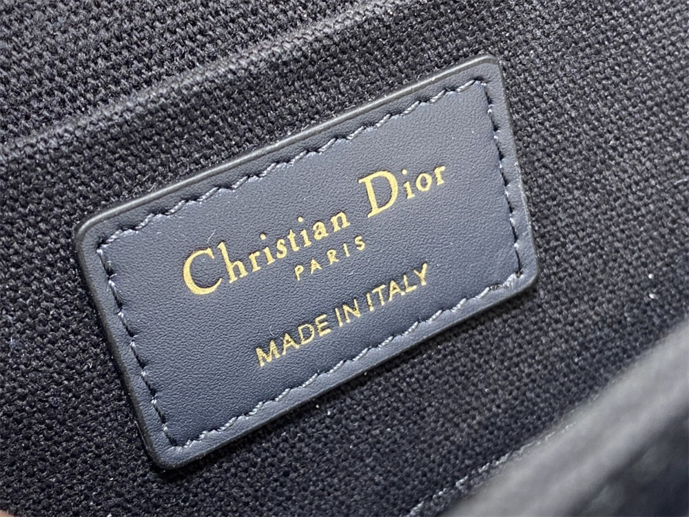 SMALL 30 MONTAIGNE AVENUE BAG Blue D10r Oblique Jacquard