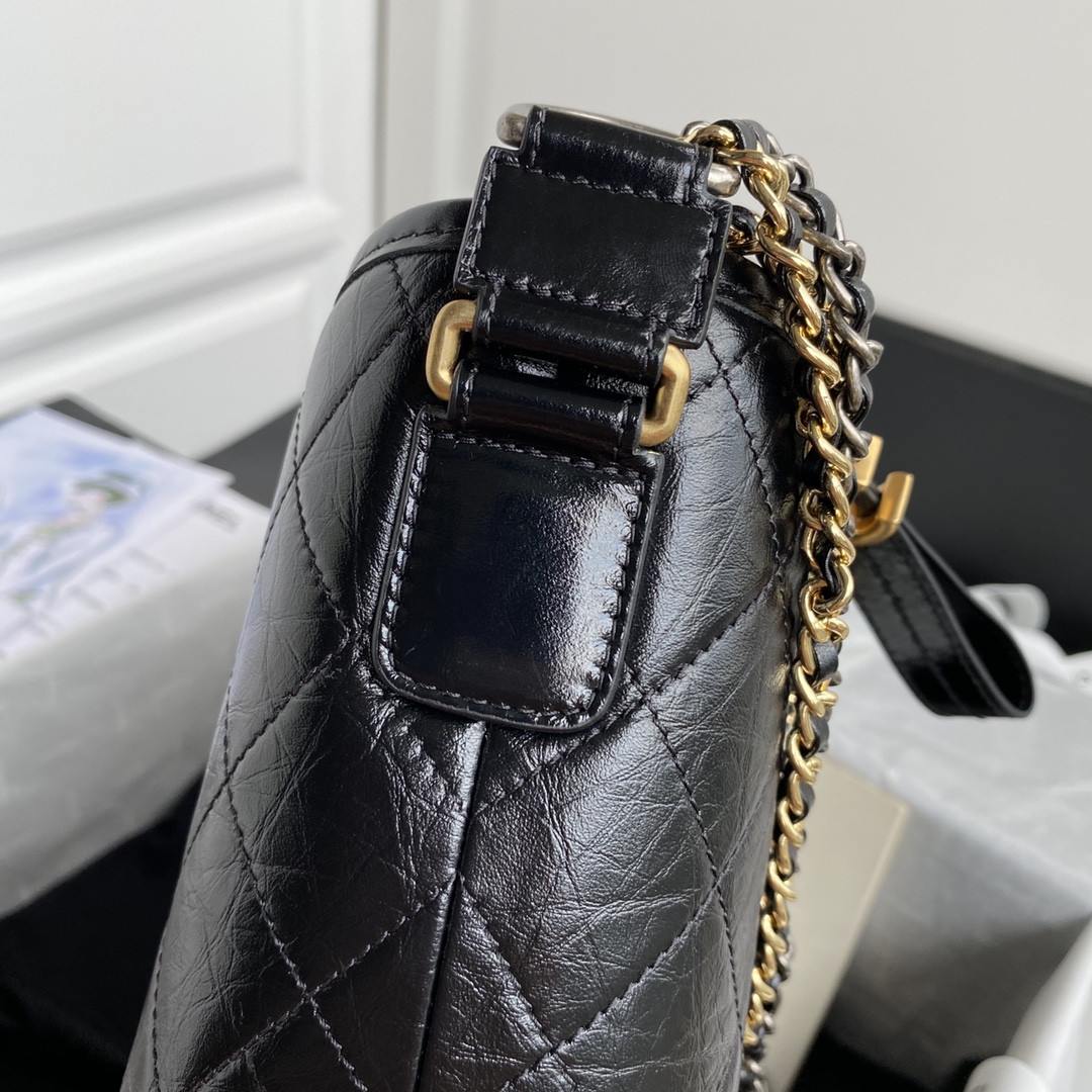 Ch**el Gabrielle MEDIUM BLACK 21 x 28 x 10cm