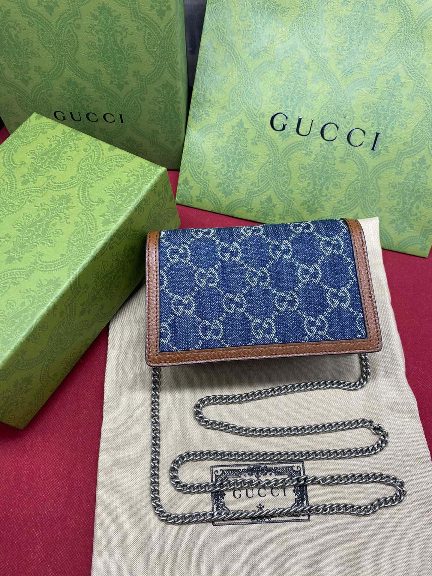 Gvc*1 DIONYSUS GG Svp*me S*pER MINI BAG 6.5"Wx3.9"Hx1.6"D