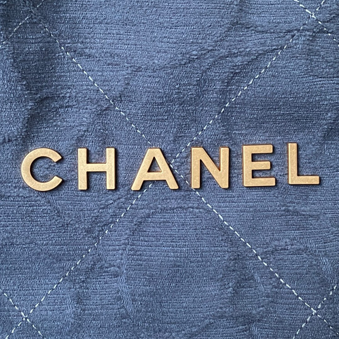 Ch**el 22 HANDBAG velvet blue 15.2×16.4×3.1 in