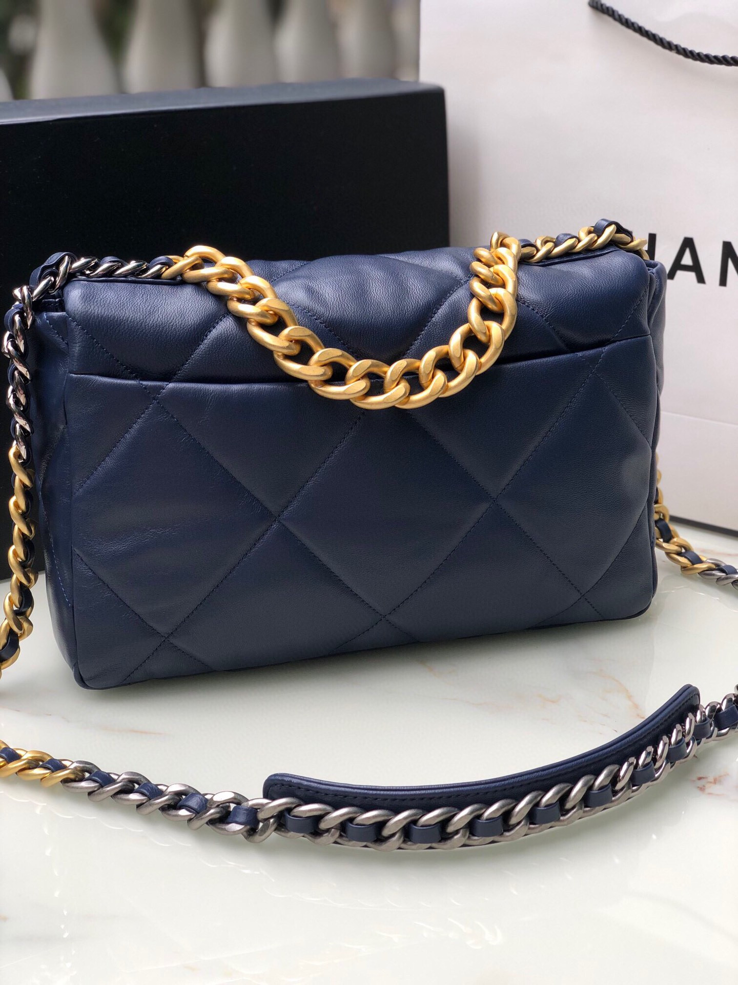 Ch**el 19 LARGE HANDBAG Shiny Leather, Gold-Tone, Silver-Tone & Ruthenium-Finish Metal Navy 7.8 × 11.7 × 3.9 in