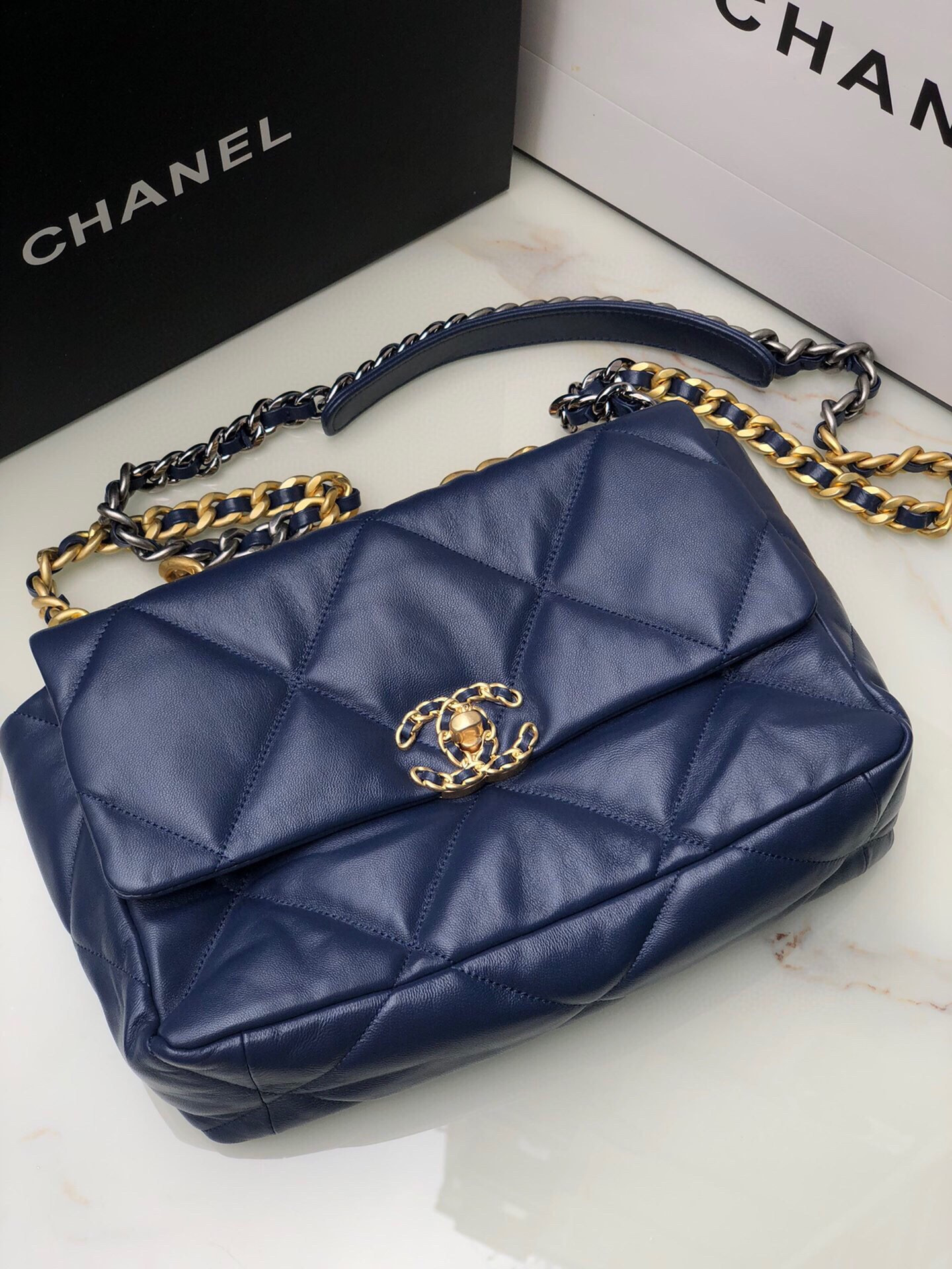Ch**el 19 LARGE HANDBAG Shiny Leather, Gold-Tone, Silver-Tone & Ruthenium-Finish Metal Navy 7.8 × 11.7 × 3.9 in