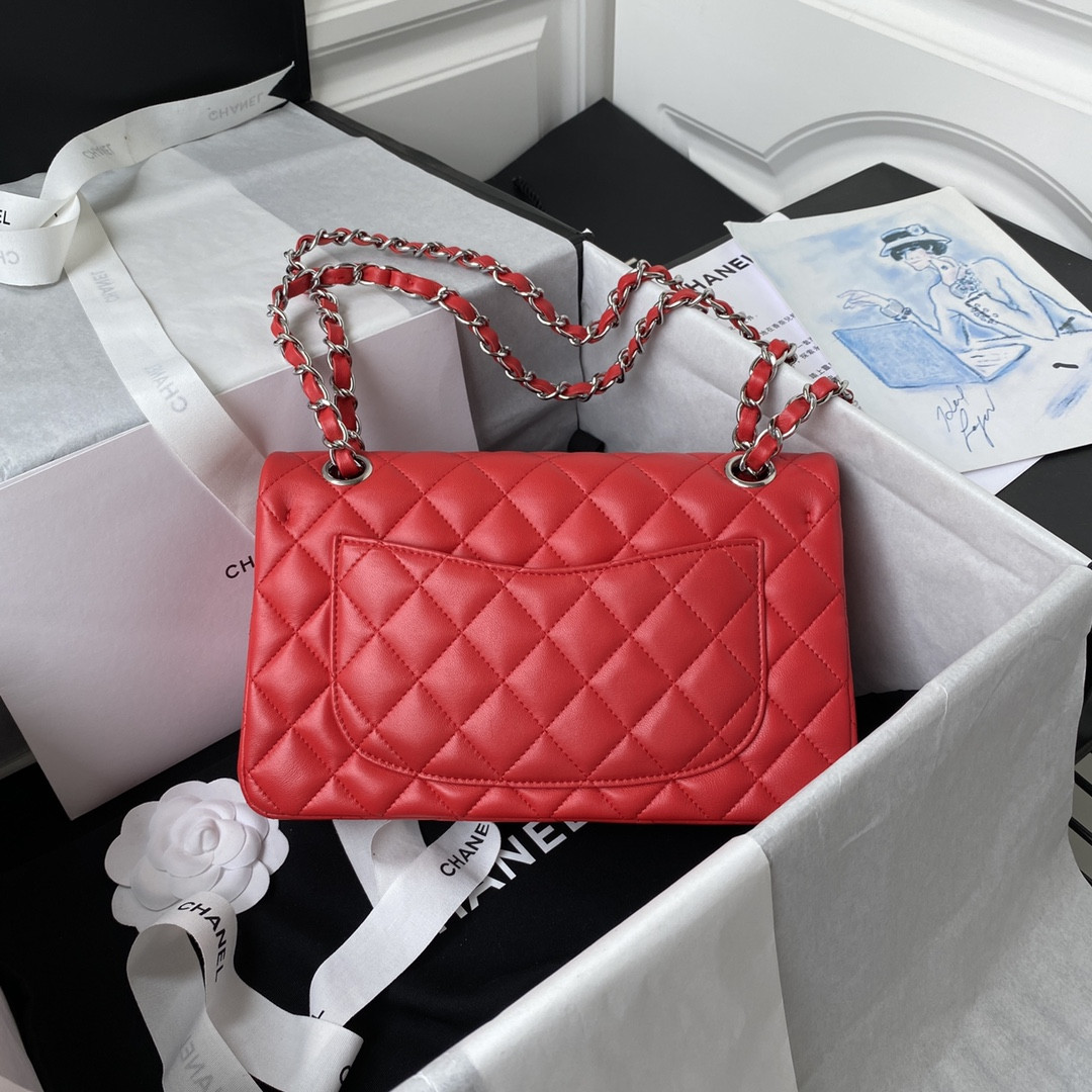 Ch**el SMALL CLASSIC HANDBAG LAMBSKIN & SILVER-TONE METAL Red 5.7 × 9 × 2.3 IN