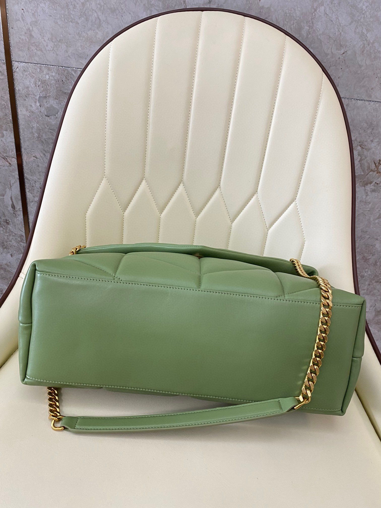 Y51 PUFFER MEDIUM IN NAPPA LEATHER LIGHT GREEN 13.7 X 9 X 5.3 INCHES
